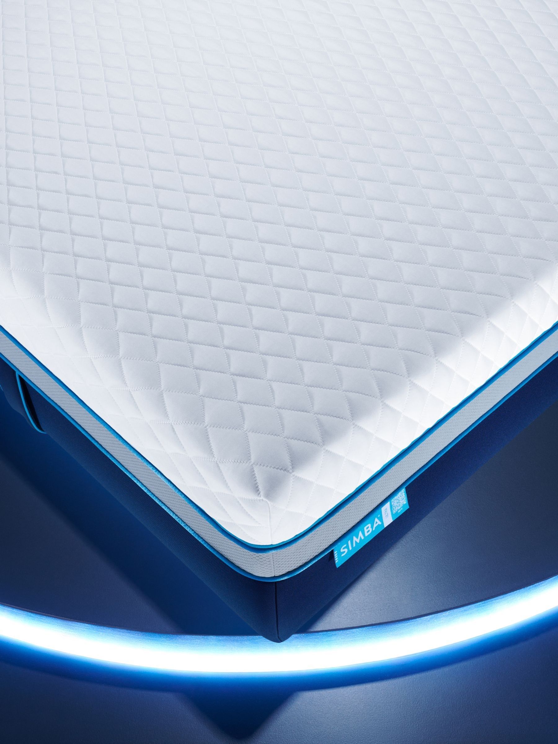 Simba White Hybrid® Ultra White Mattress - Image 4 of 6