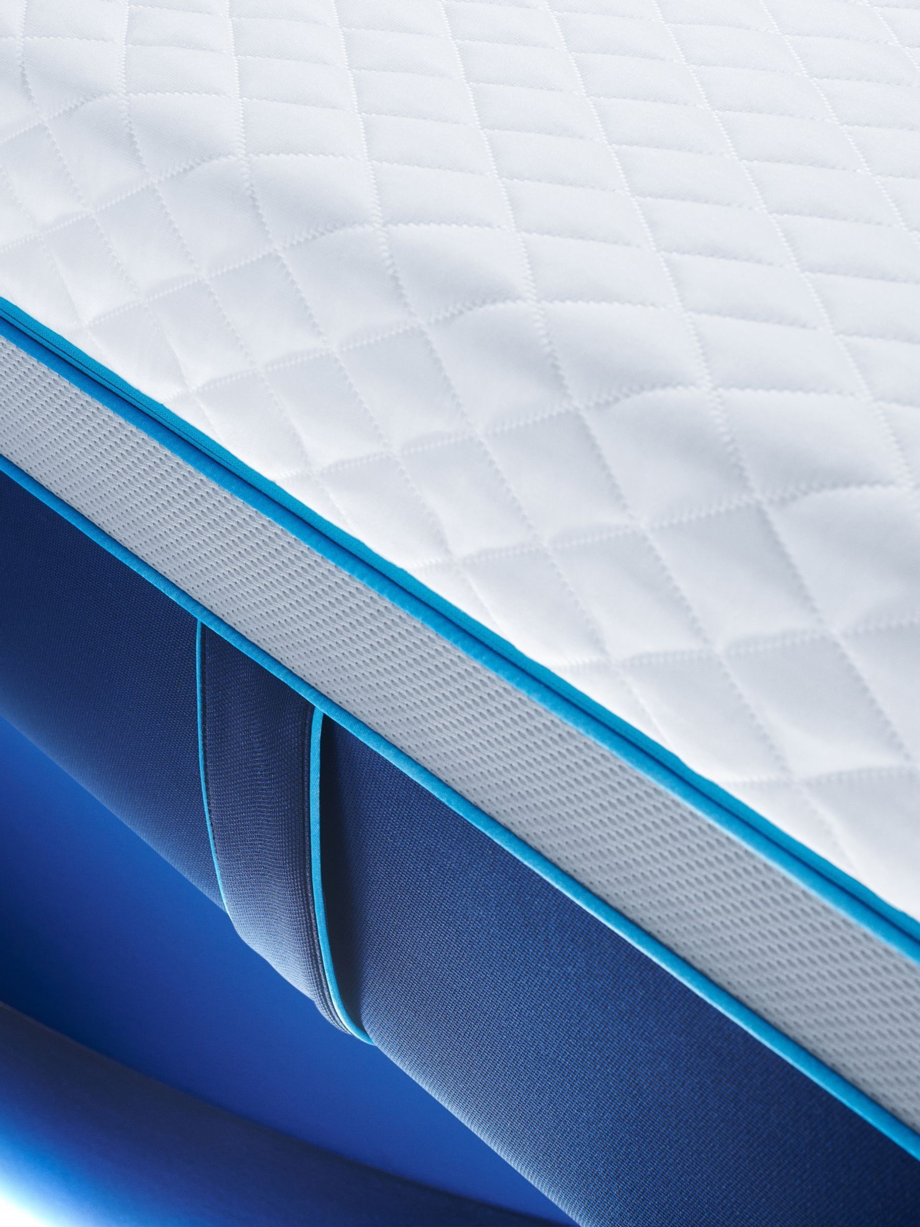 Simba White Hybrid® Ultra White Mattress - Image 5 of 6