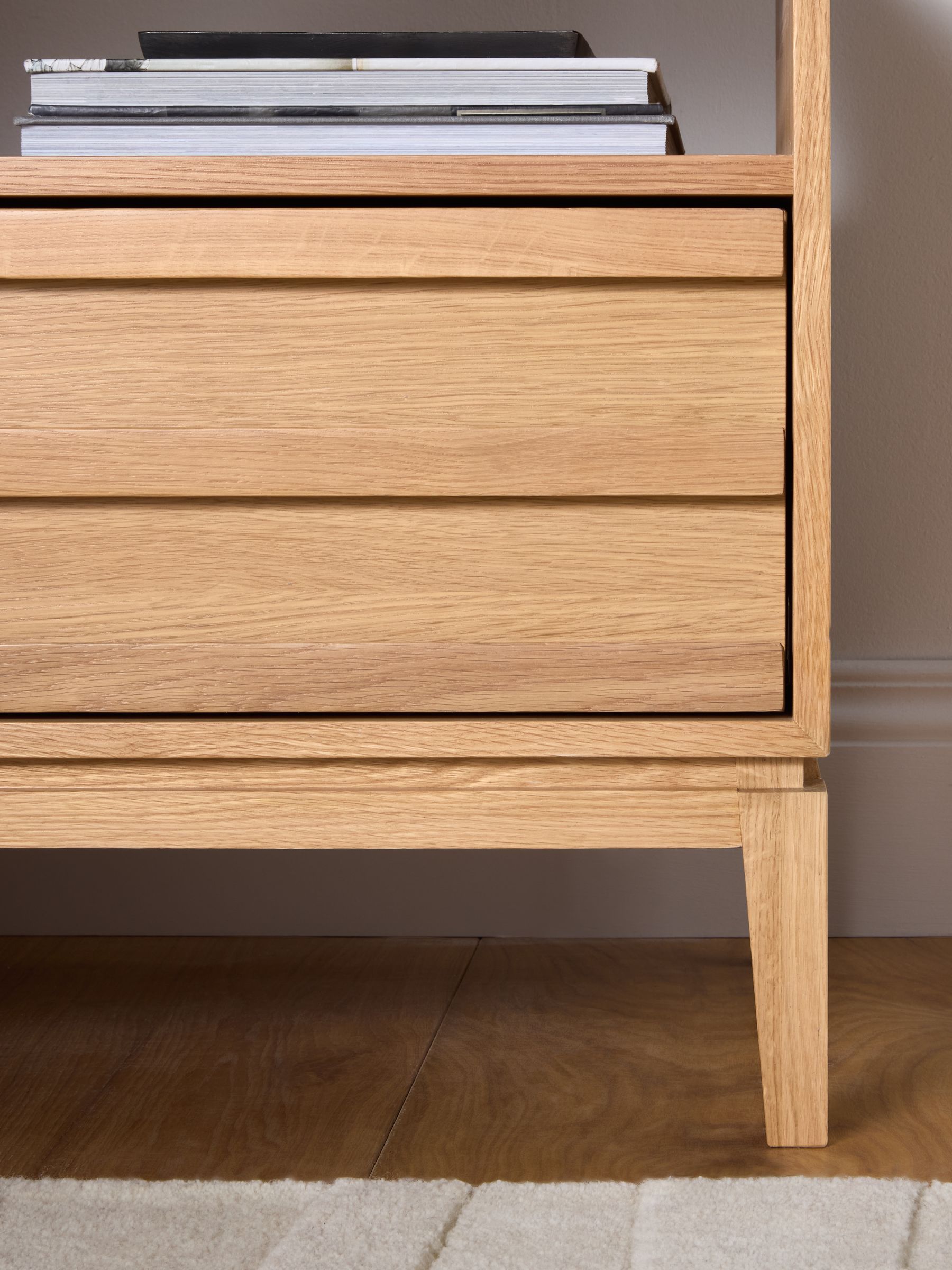 Jasper Conran London Oak 1 Drawer Belgrave 1 Drawer Wide Bedside Table - Image 4 of 9