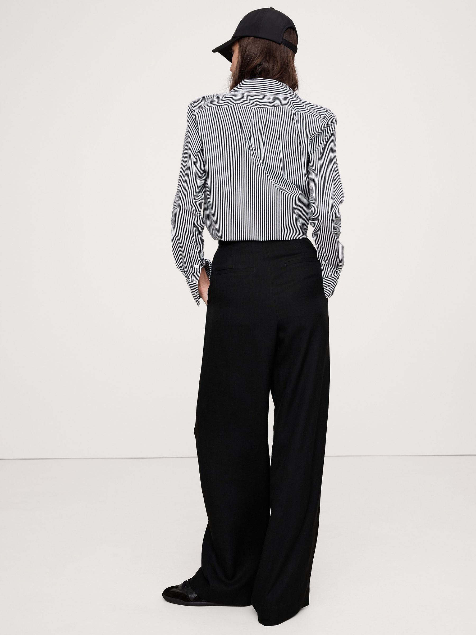 Banana Republic Black Soho High Waisted Wide-Leg trousers - Image 2 of 5