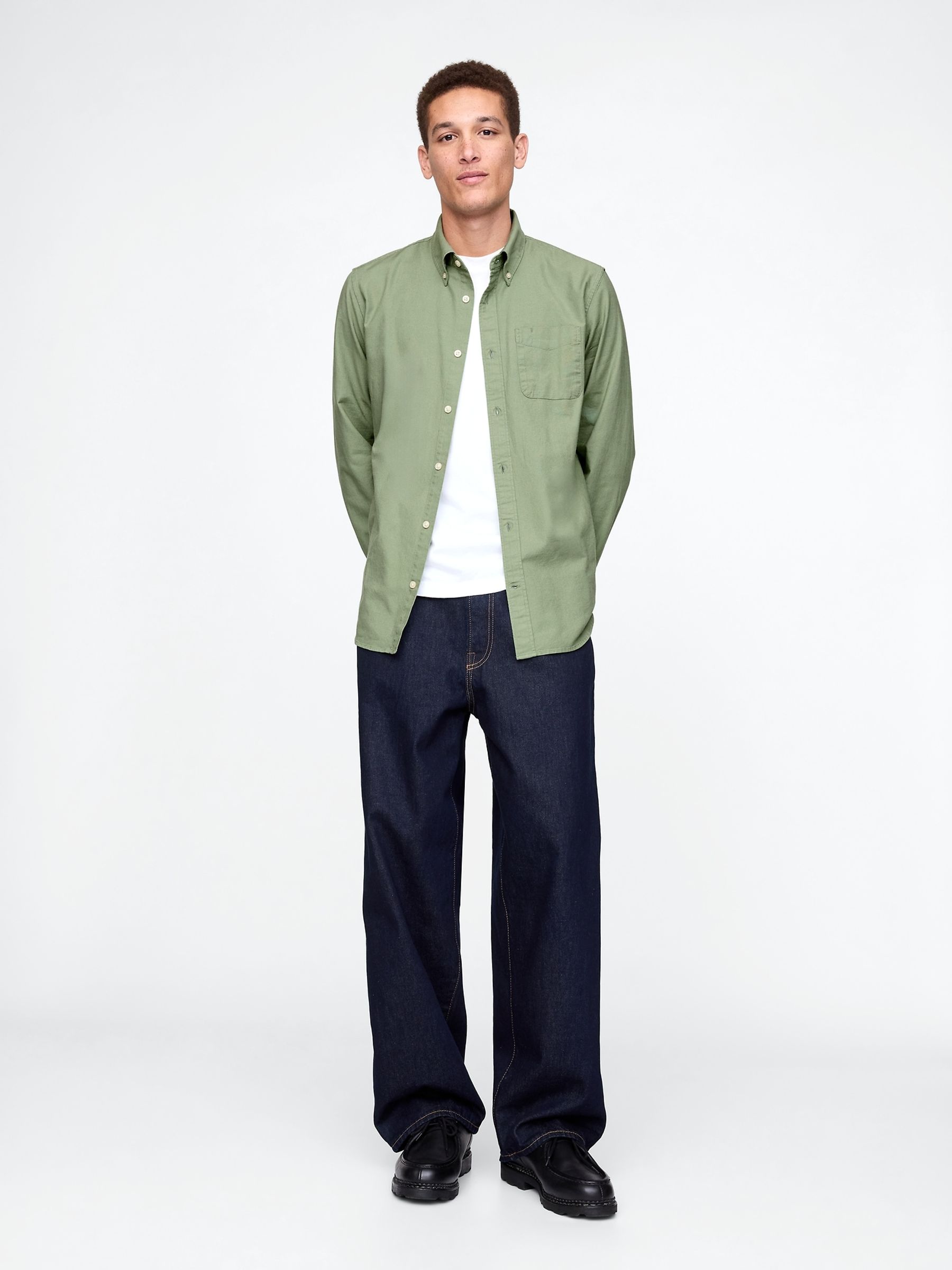 Green Classic Oxford Shirt In Standard Fit - Image 3 of 5