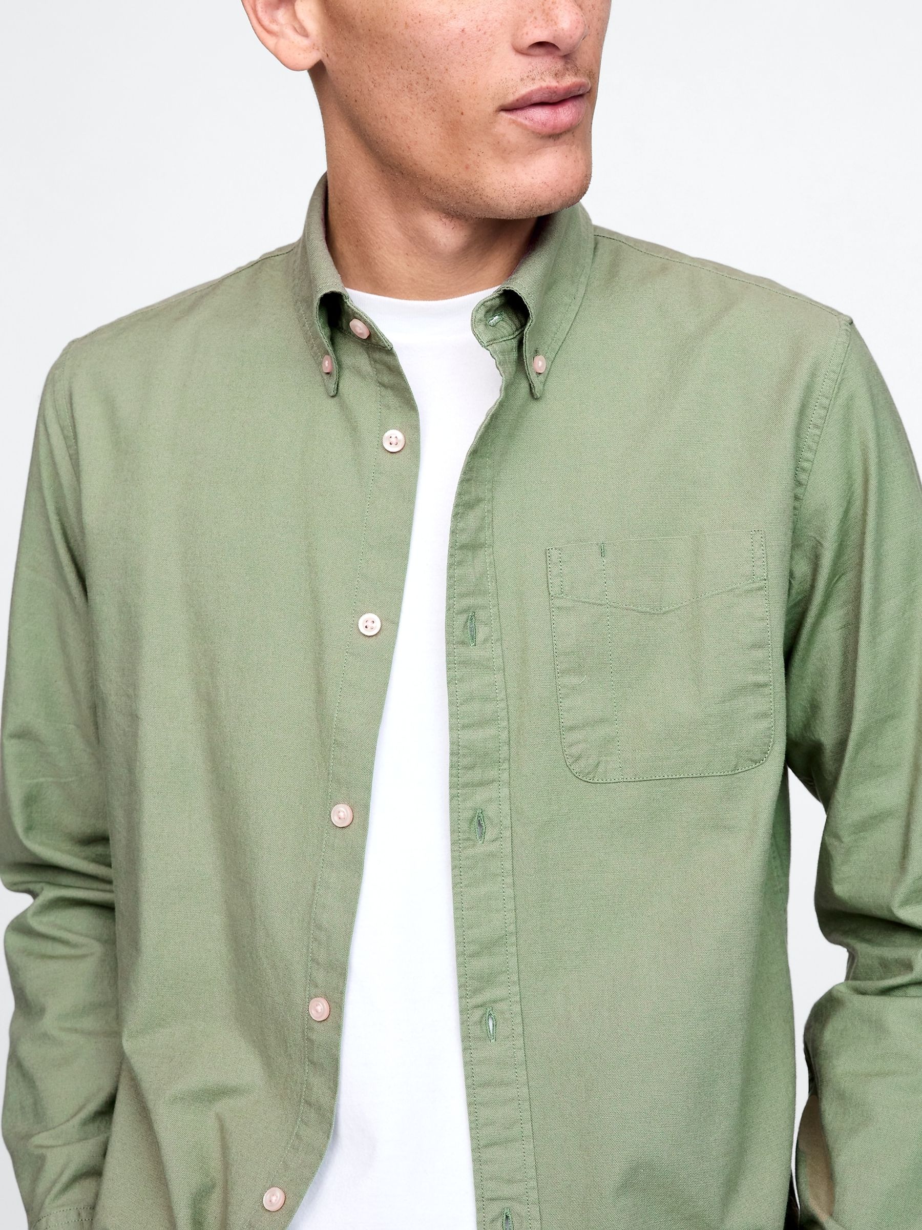Green Classic Oxford Shirt In Standard Fit - Image 4 of 5