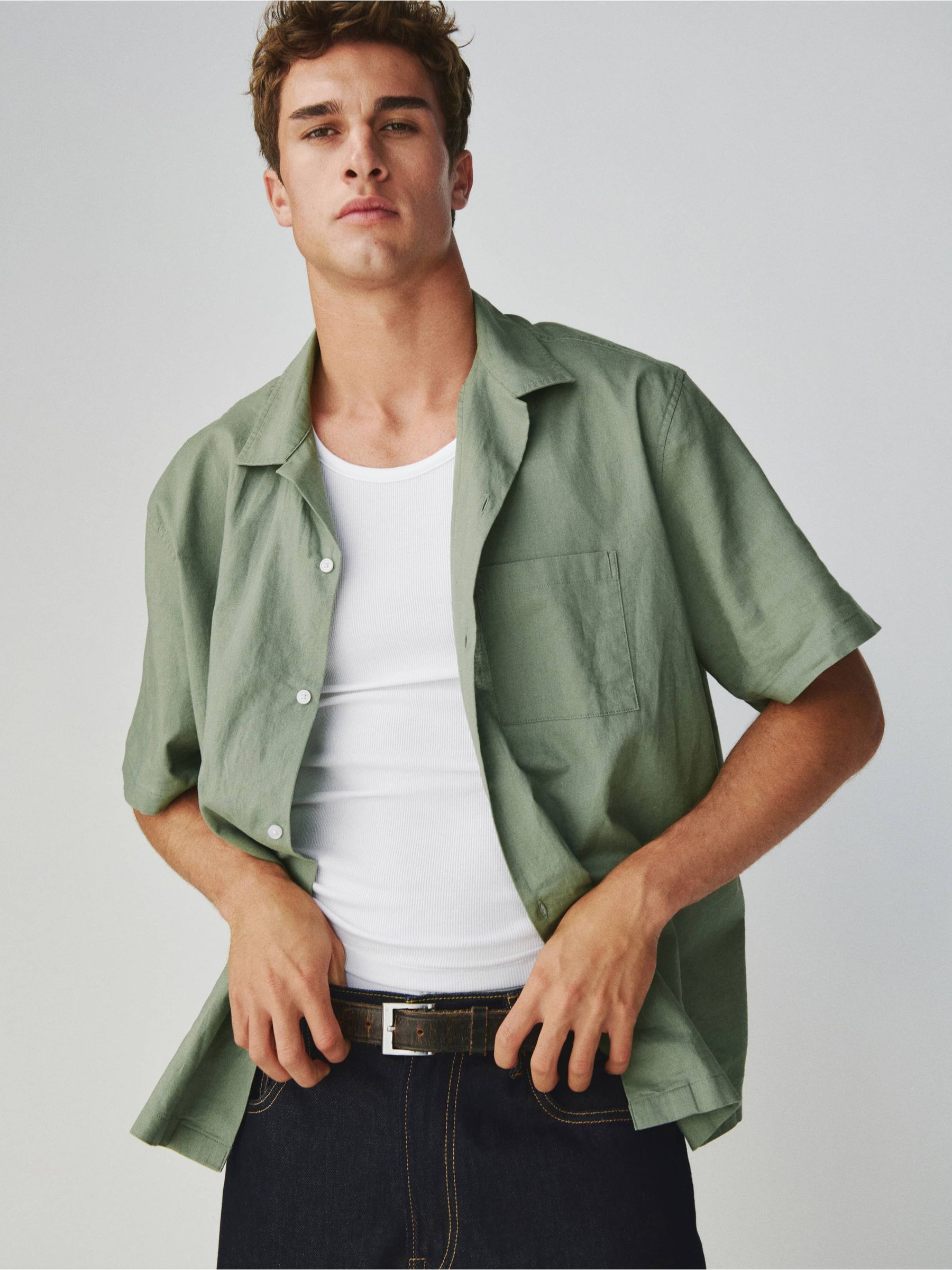 Green Linen-Cotton Short Sleeve Shirt - Image 4 of 5