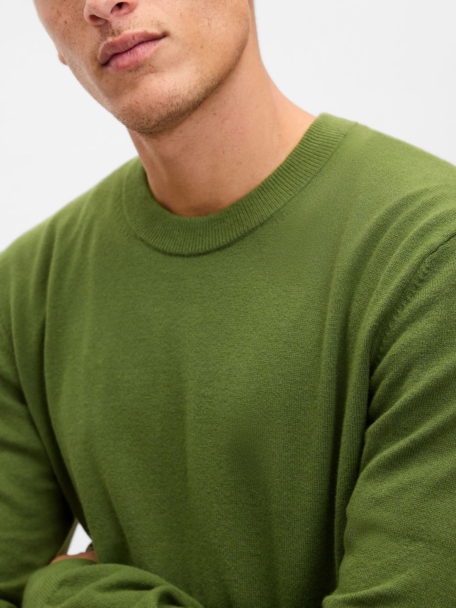Green CashSoft Crew Neck Jumper - Image 4 of 5