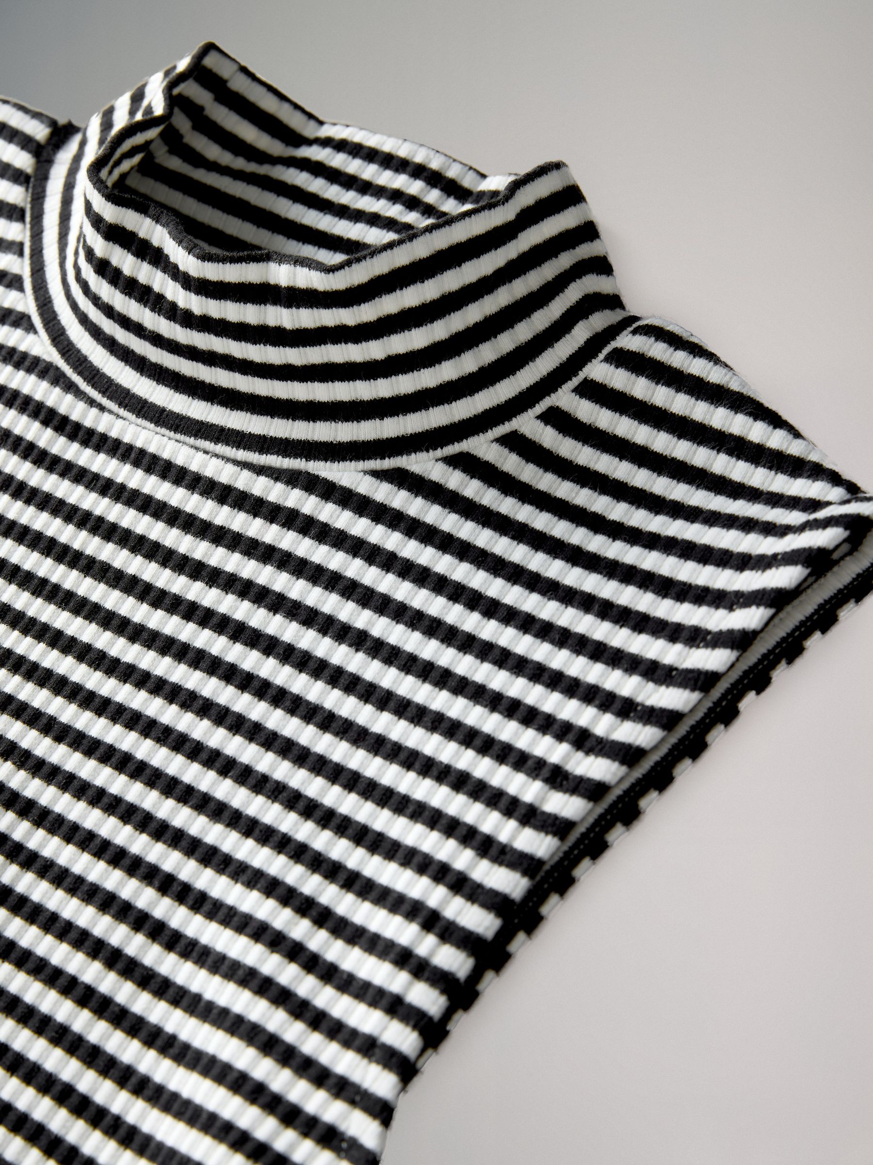 3 Pack Roll Neck Ribbed Vests - Image 10 of 11