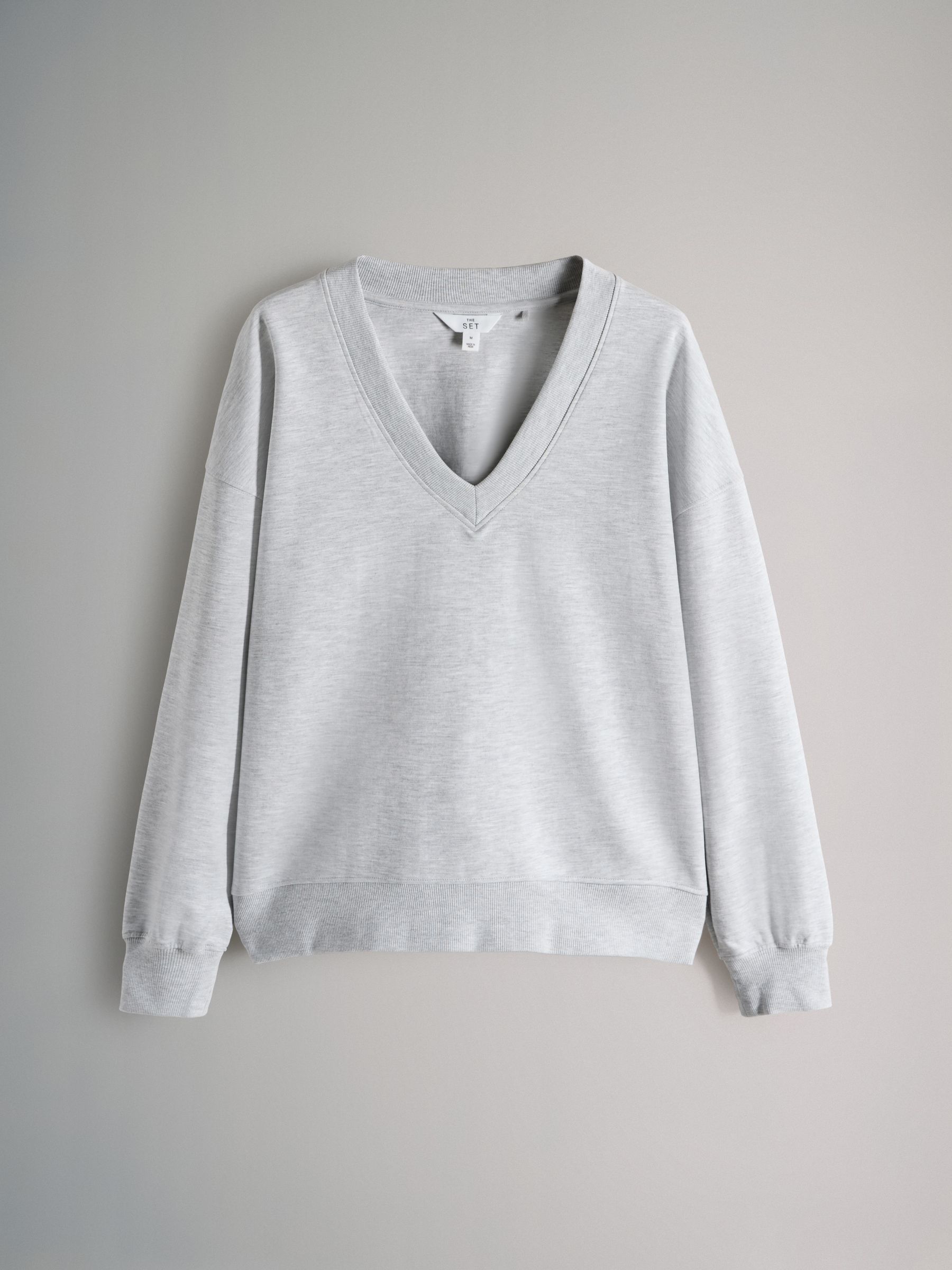 2 Pack Heavyweight Premium V-Neck Sweatshirt - Image 7 of 9
