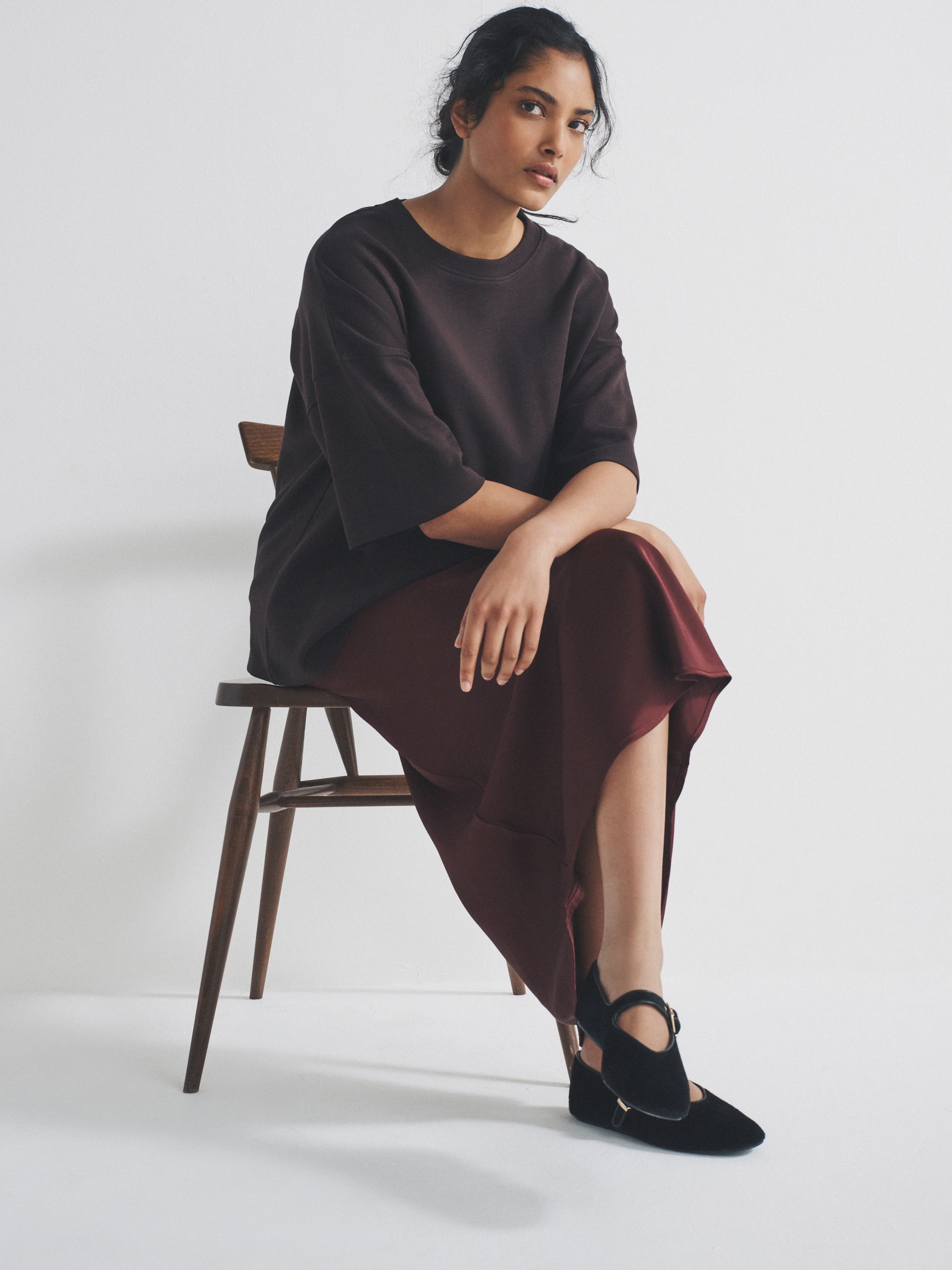 2 Pack Satin Midi Skirts - Image 5 of 10