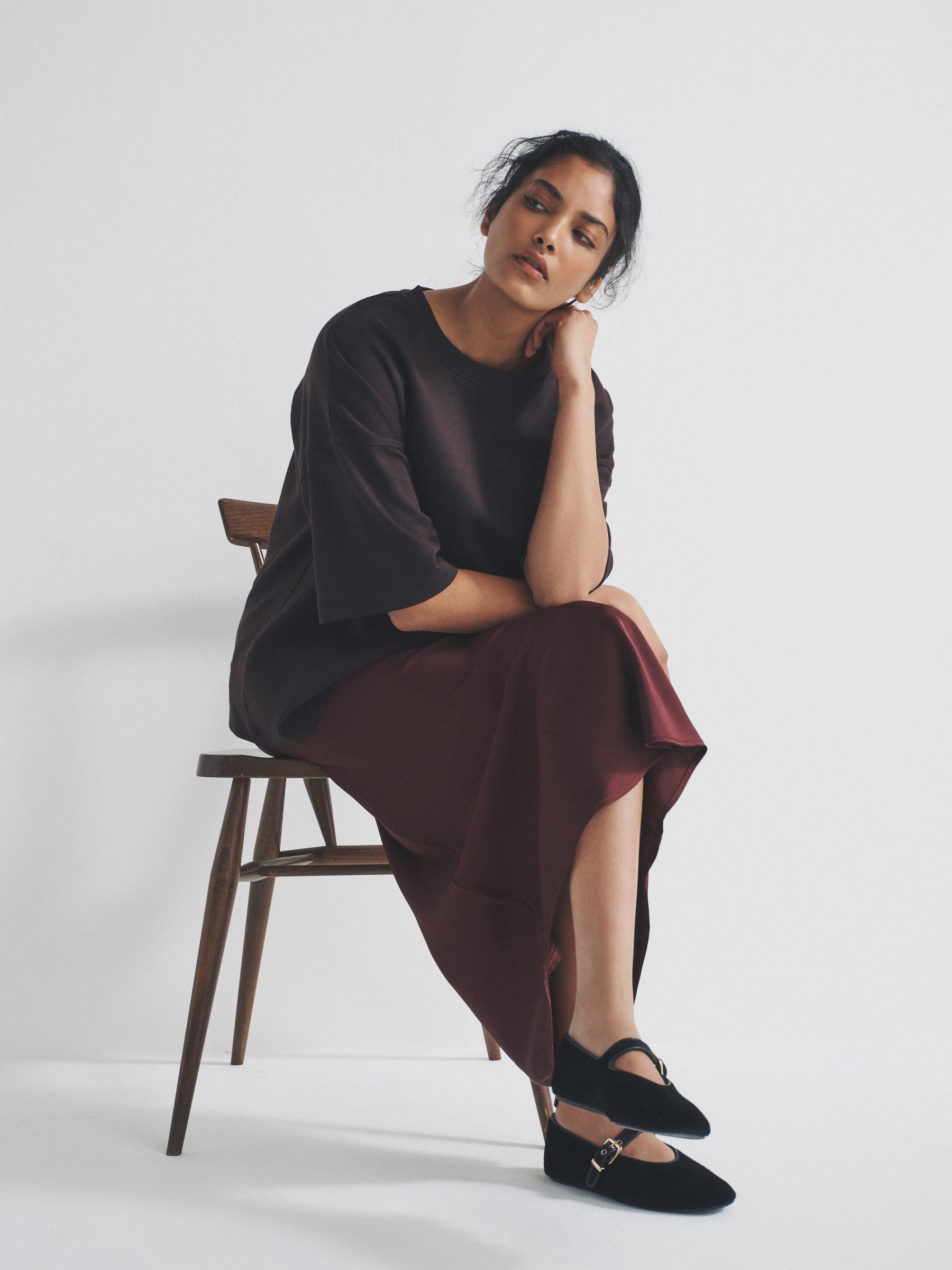2 Pack Satin Midi Skirts - Image 6 of 10