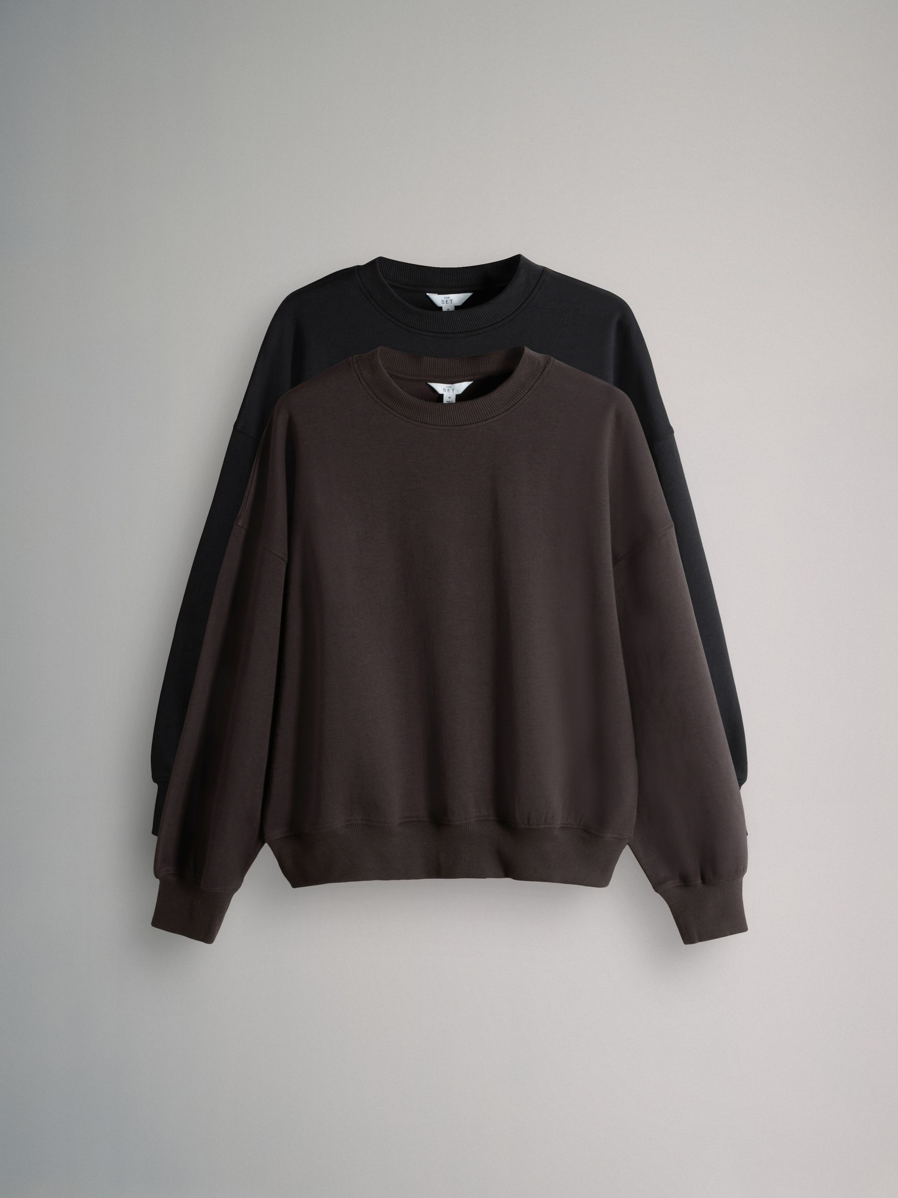 2 Pack Heavyweight Premium Crew Neck Sweatshirt - Image 2 of 11
