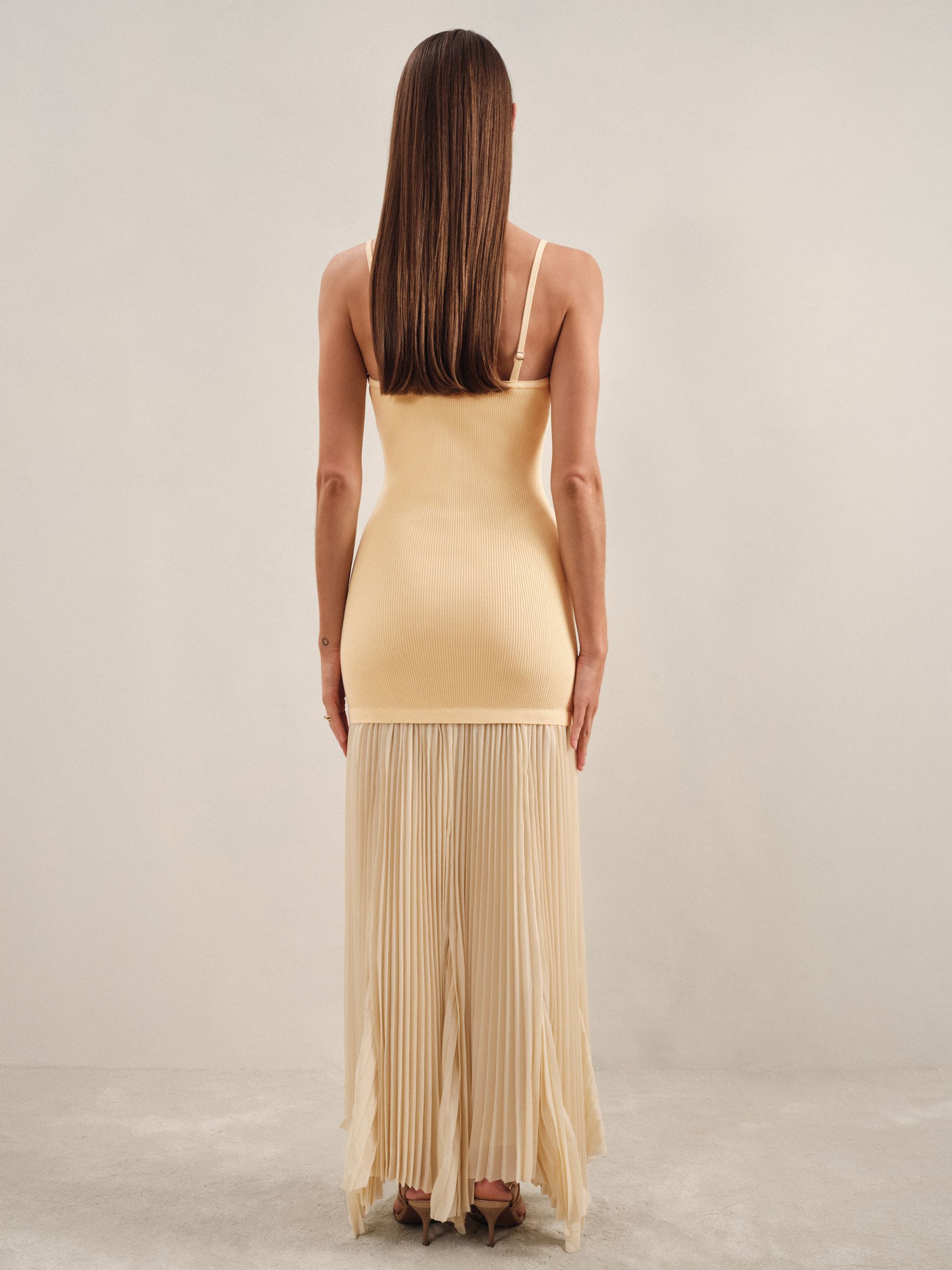 Pleated Skirt Ribbed Midi Dress in Yellow - Image 3 of 5