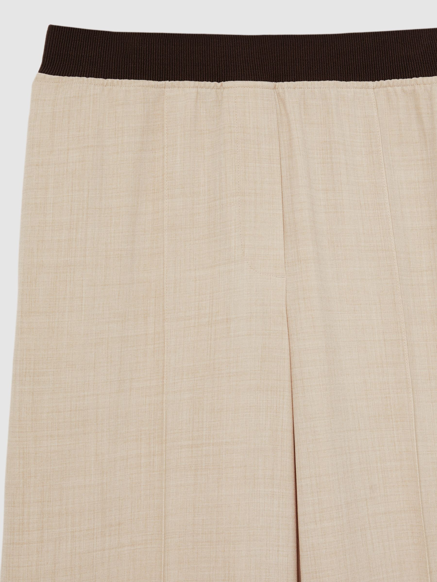Petite Wide-Leg Elasticated-Waist Trousers in Neutral - Image 6 of 7