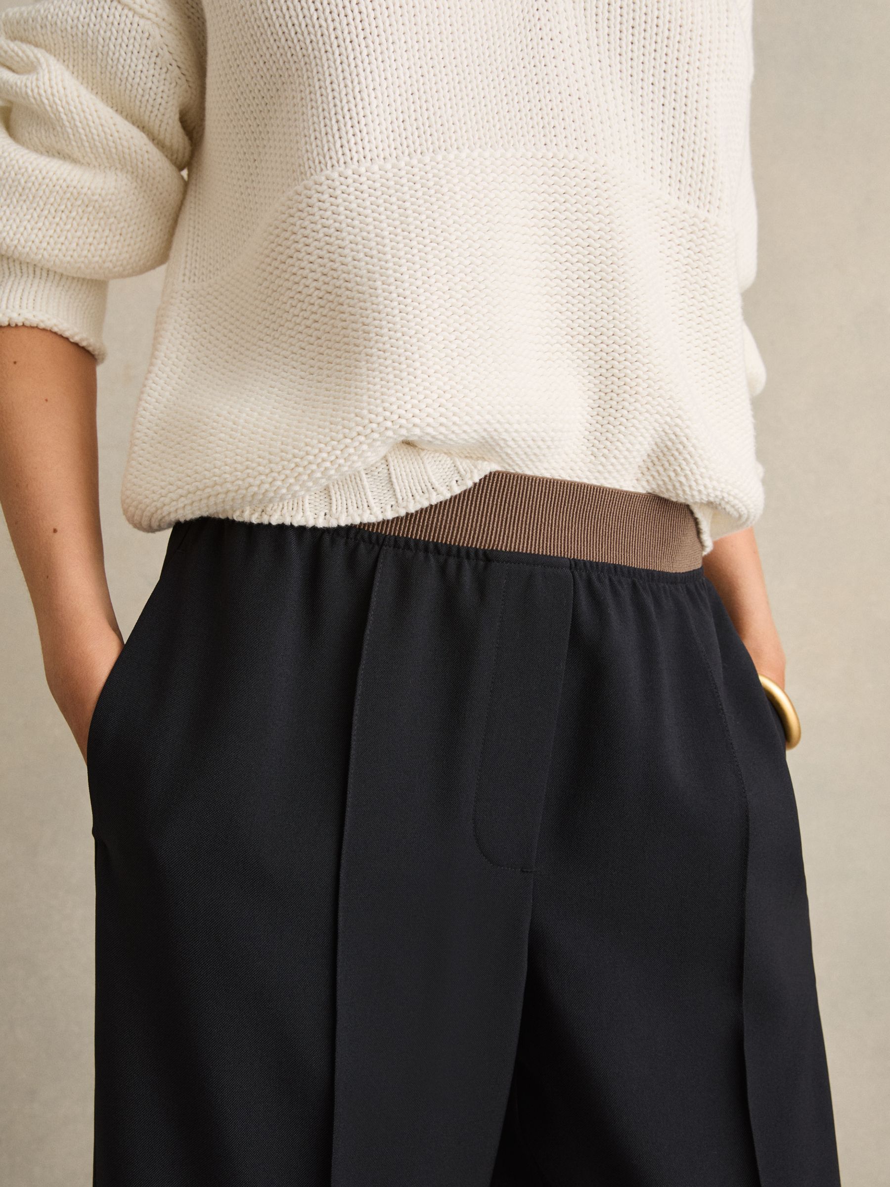 Wide-Leg Elasticated-Waist Trousers in Navy - Image 4 of 6