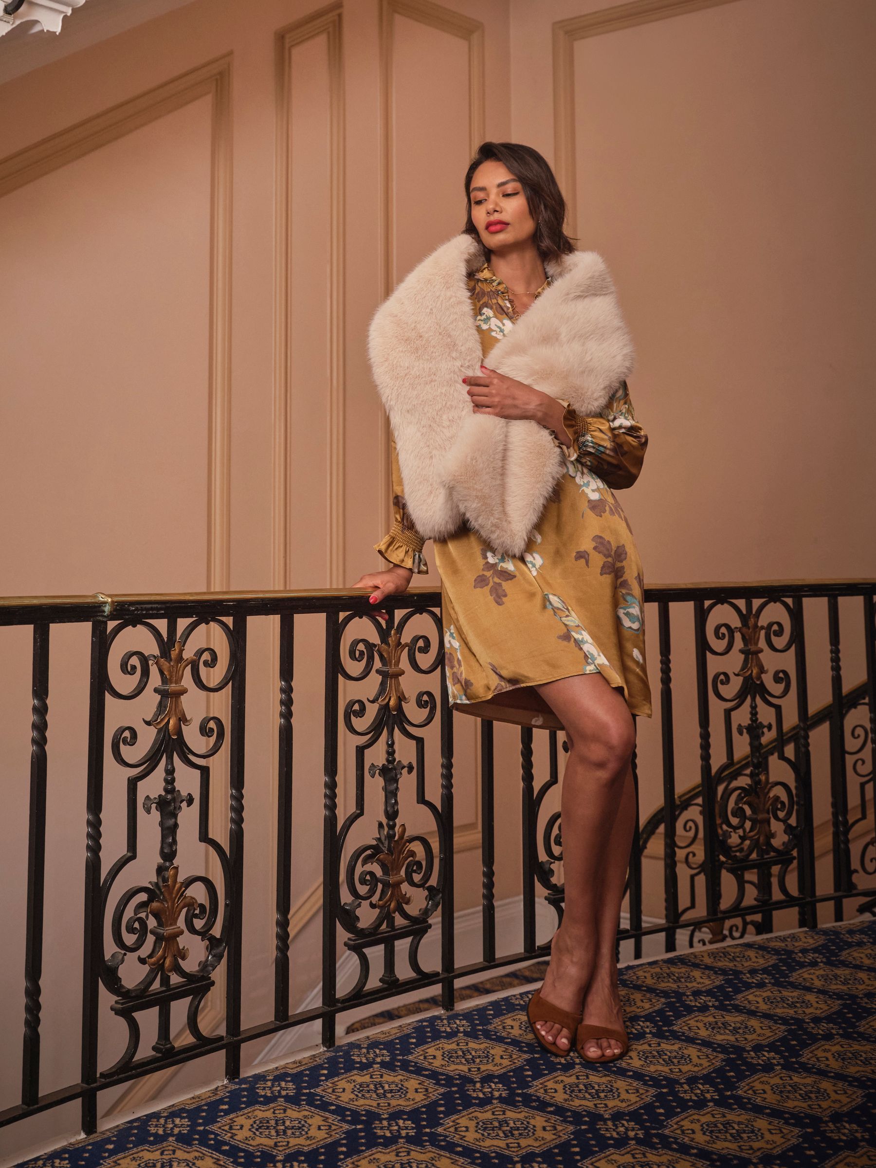 Silas Gold Regular Printed Dress - Image 3 of 5