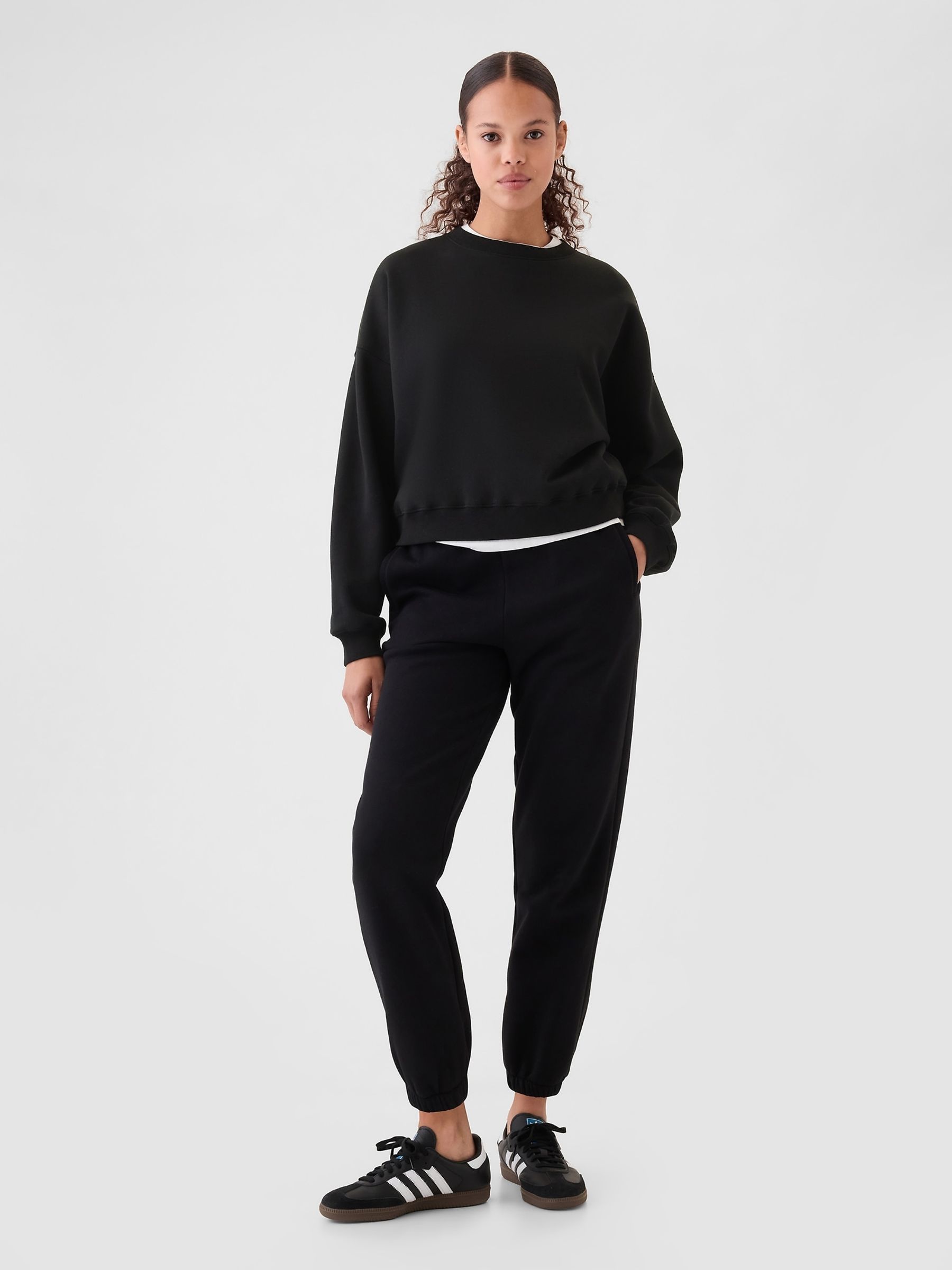 Black Vintage Soft Wedge Crew Neck Sweatshirt - Image 3 of 4