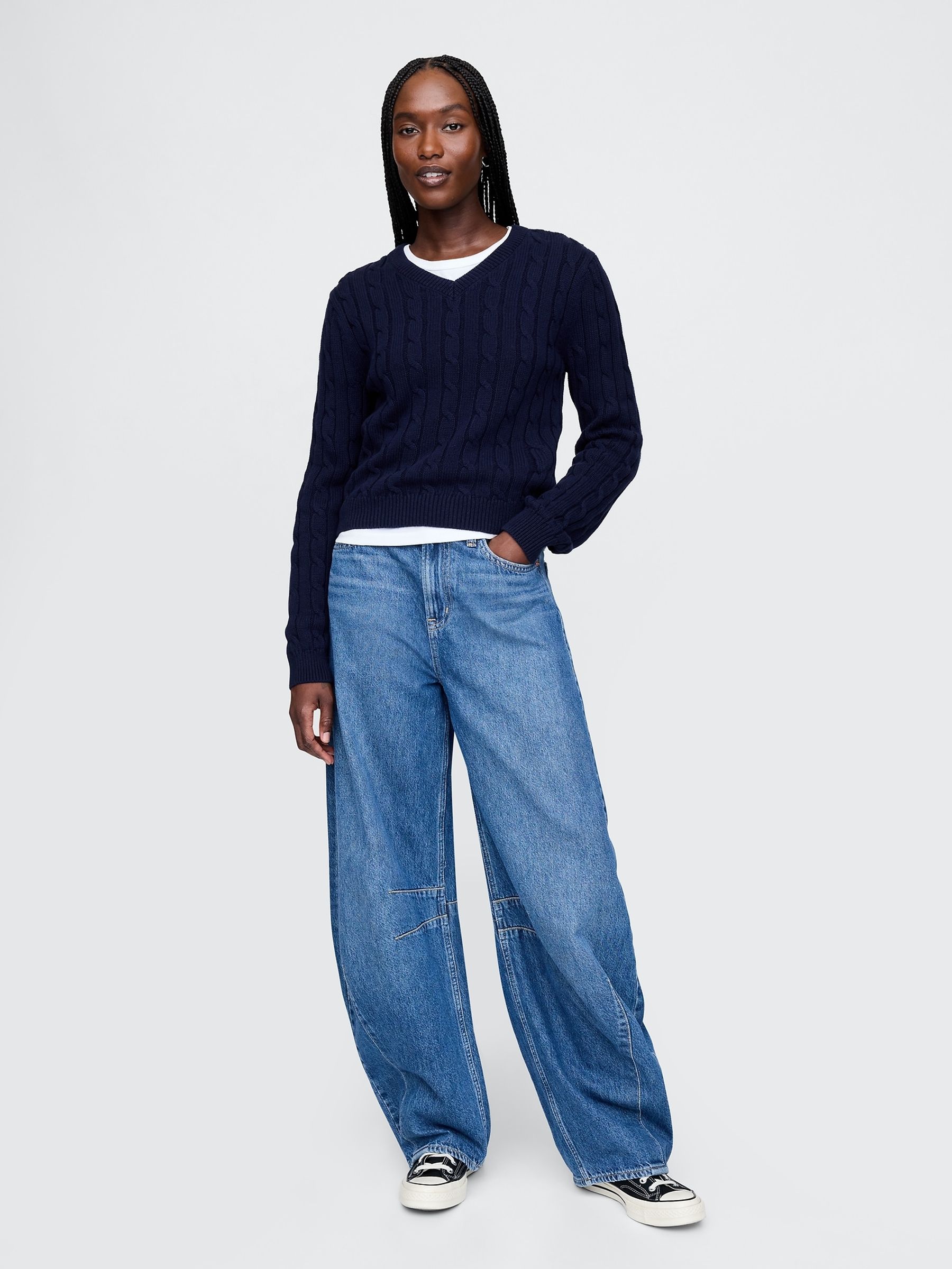 Navy/Blue Classic Cable-Knit V Neck Jumper - Image 3 of 5