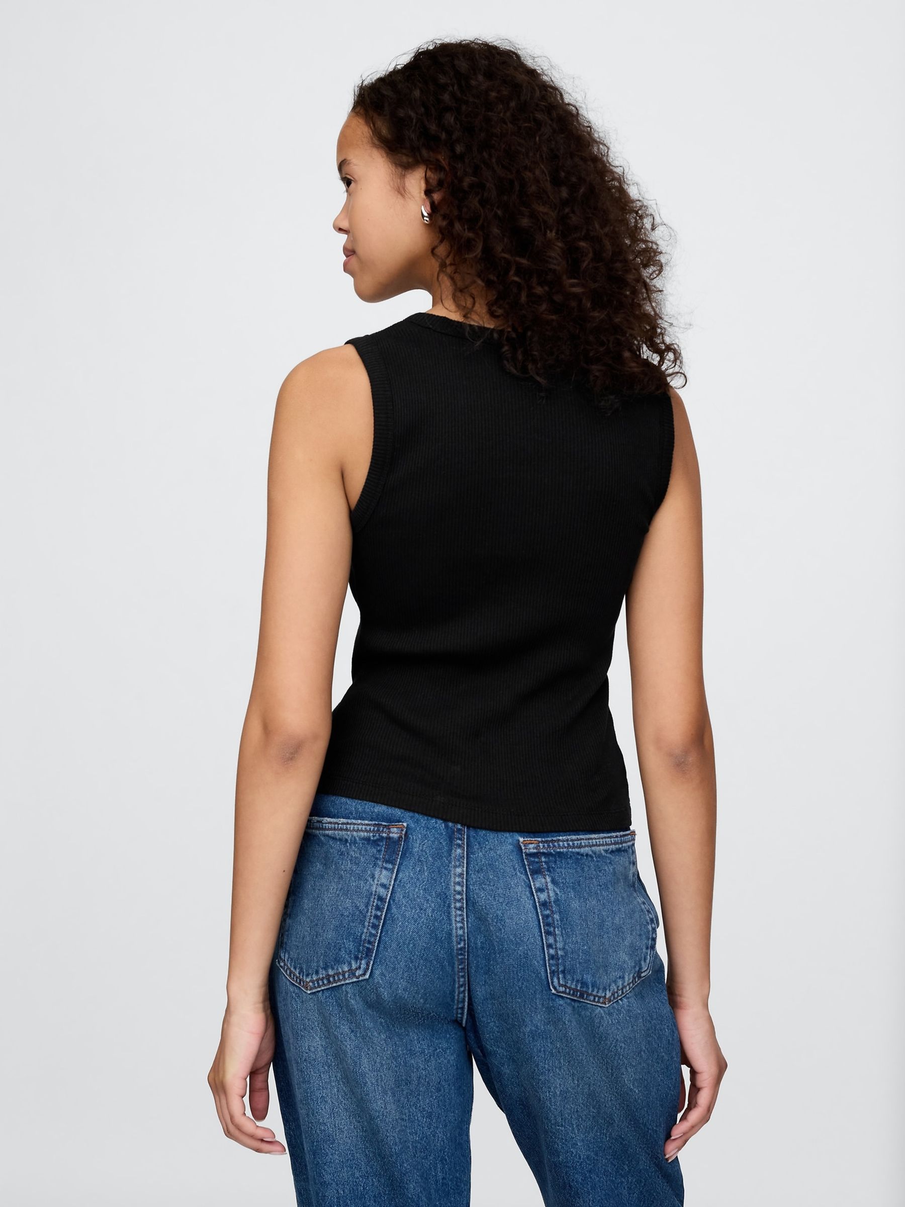 Black Ribbed Knit Scoop Vest - Image 2 of 5