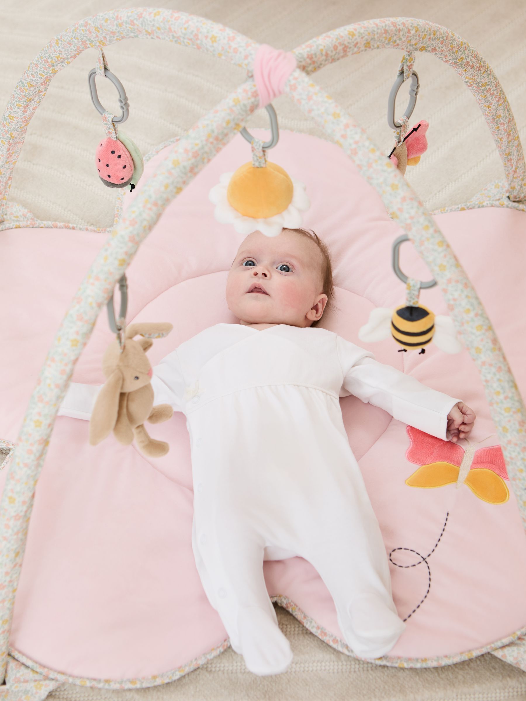 Playmat and Gym - Image 10 of 11