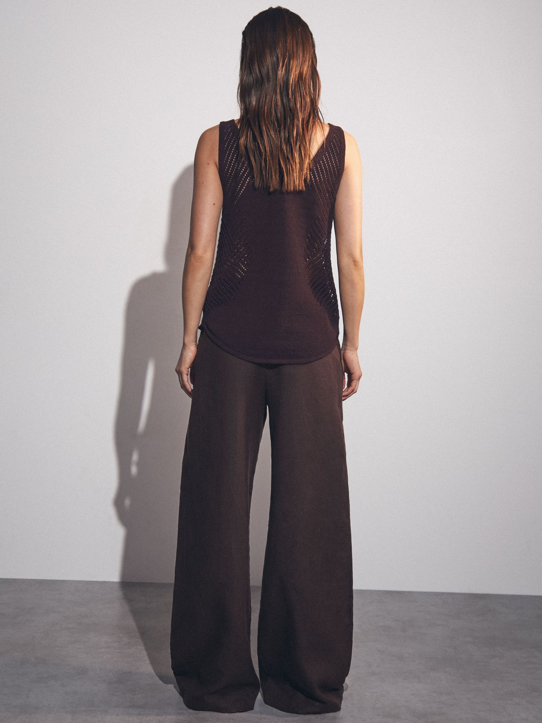 Linen-Blend Wide-Leg Trousers in Chocolate Brown - Image 5 of 8