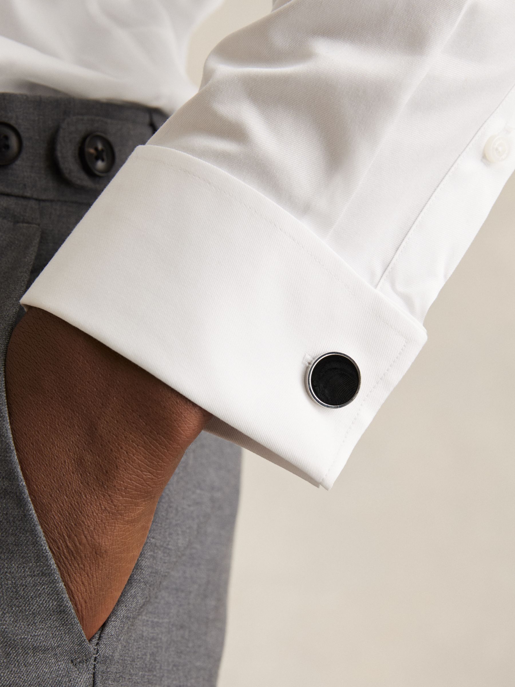 Inlaid Round Cufflinks in Silver Tone/Onyx - Image 2 of 5