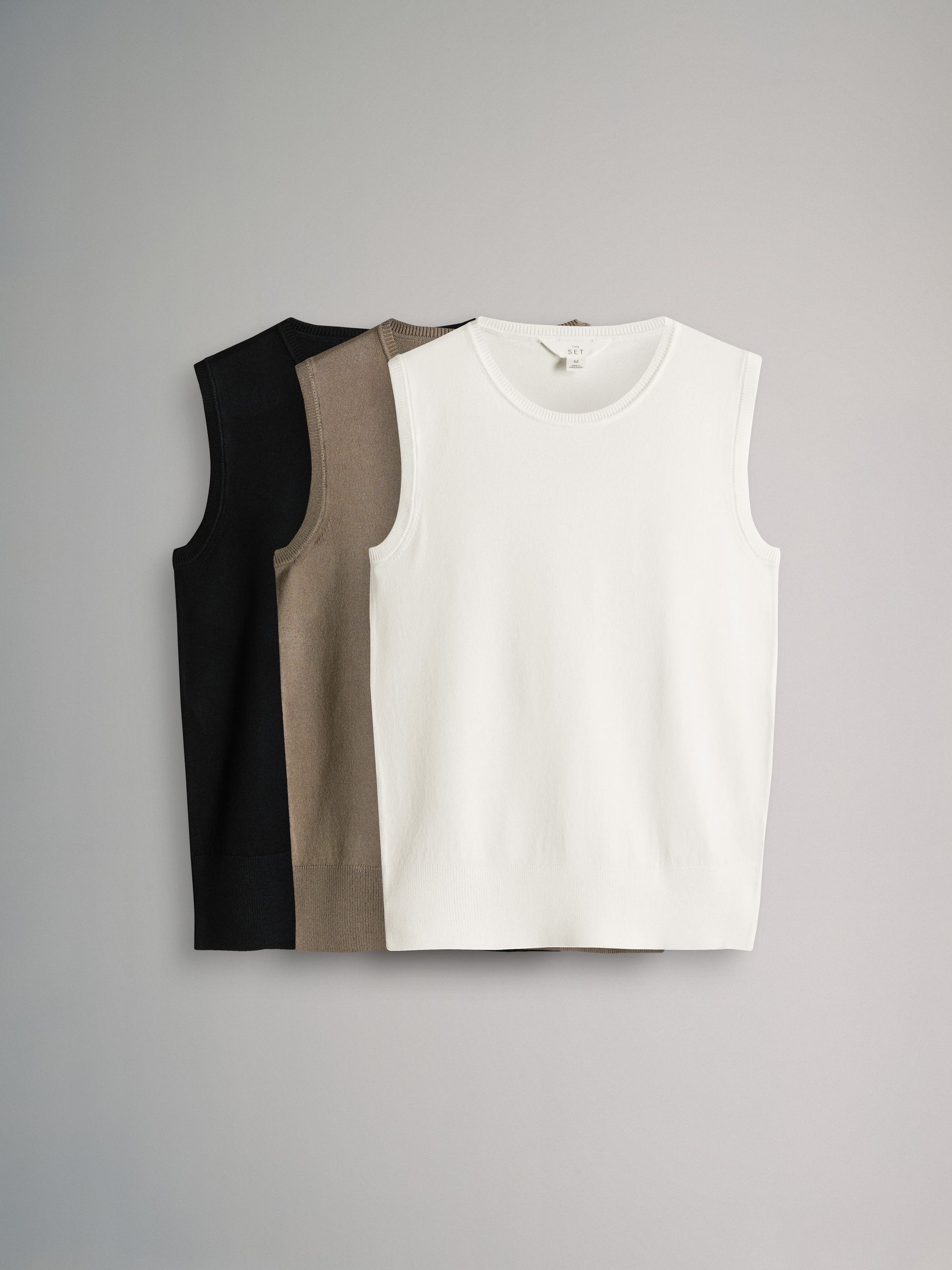 Black/Neutral/Cream 3 Pack Knitted Vests - Image 2 of 6