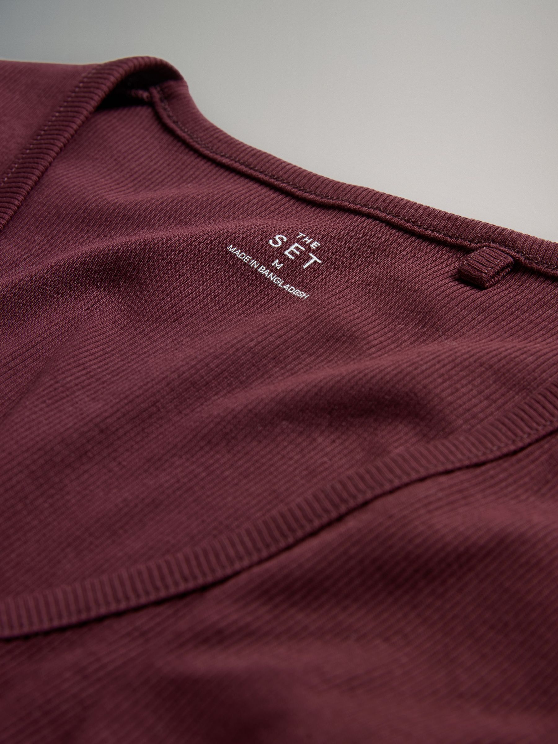 Cream/Dark Pink/Burgundy/Chocolate Brown/Black 5 Pack V Neck Long Sleeve Ribbed T-Shirts - Image 6 of 6