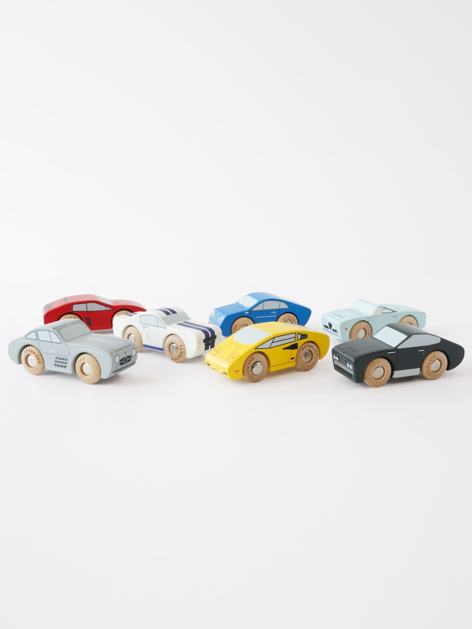 Le Toy Van Classic Wooden Sports Cars - Image 4 of 4 Le Toy Van Classic Wooden Sports Cars - Image 4 of 4