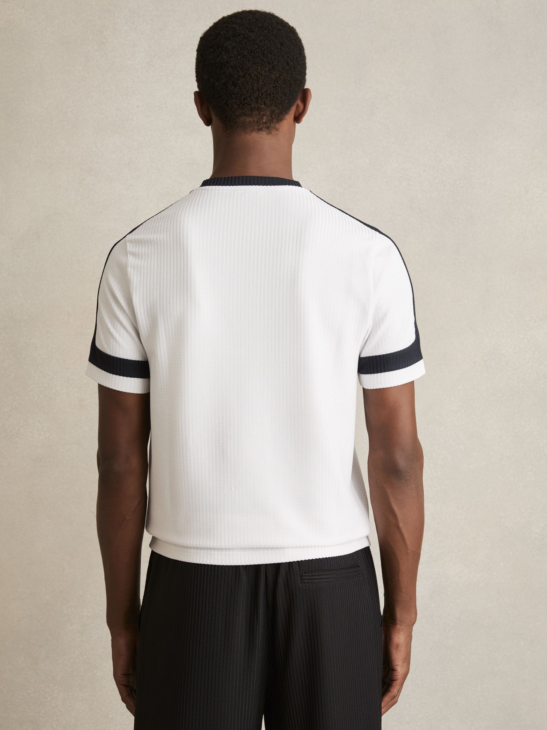 Oversized Textured T-Shirt in White/Navy - Image 5 of 6