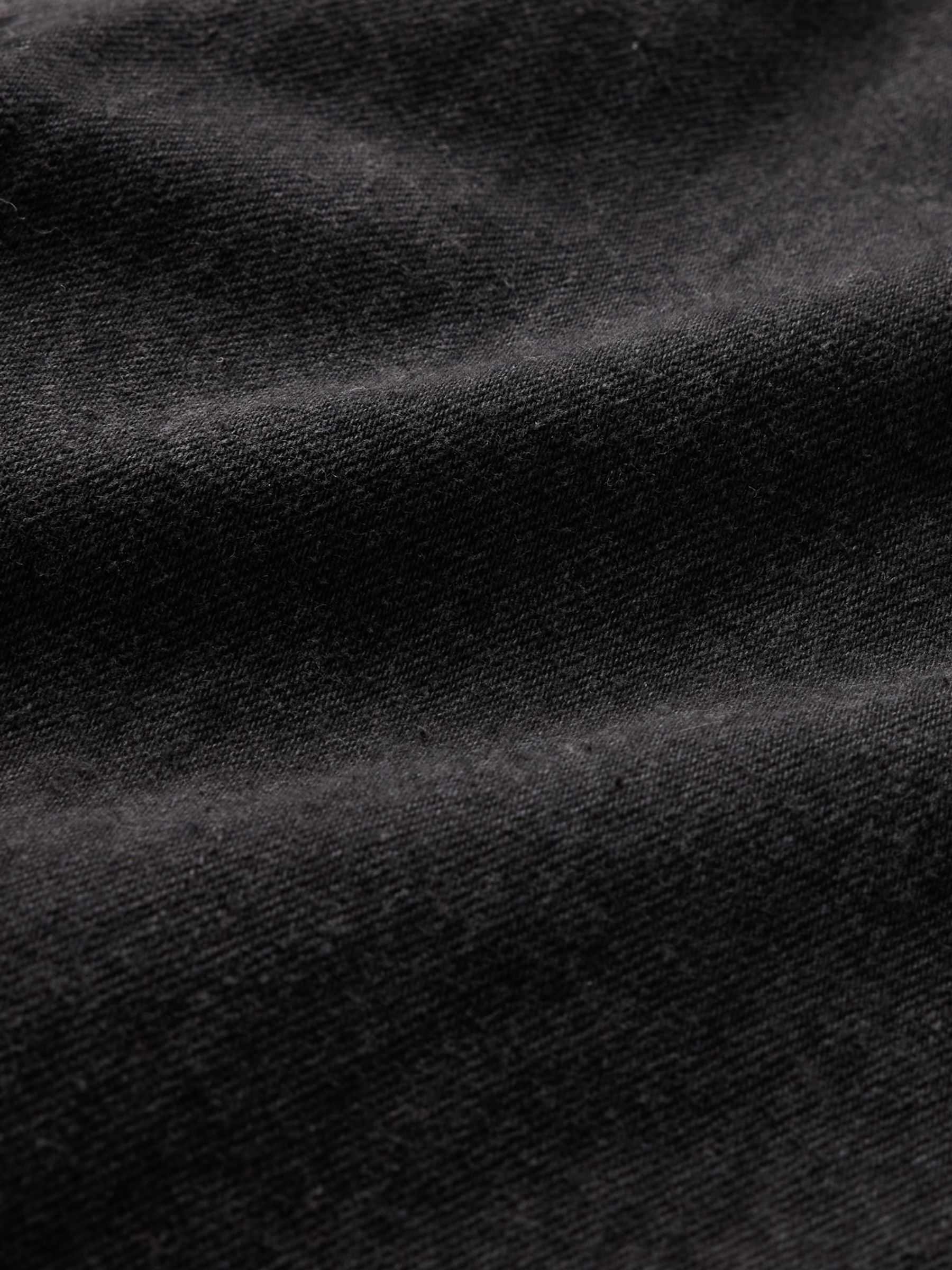 Black 90s Loose Jeans - Image 6 of 7