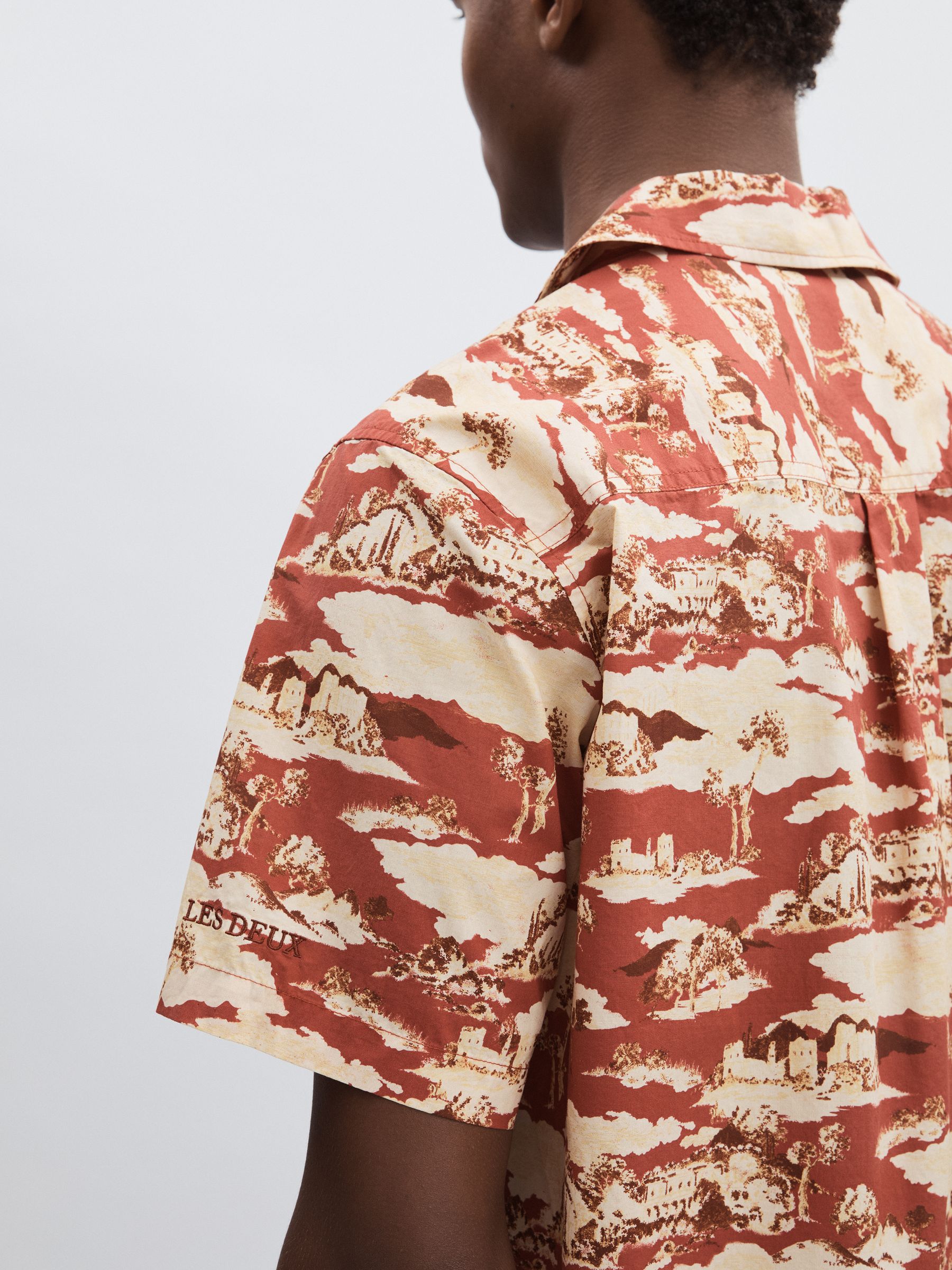 Les Deux Ruins-Print Cuban-Collar Shirt in Red - Image 3 of 5
