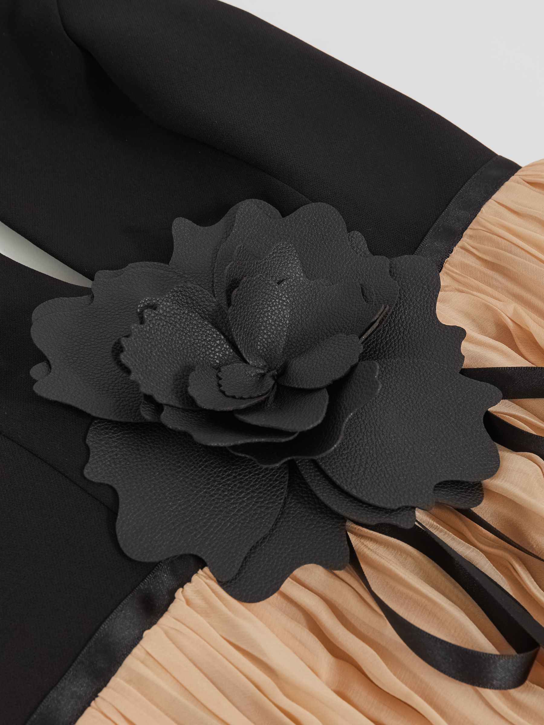 Halston Crepe and Chiffon Maxi Dress in Black/Ivory - Image 7 of 7
