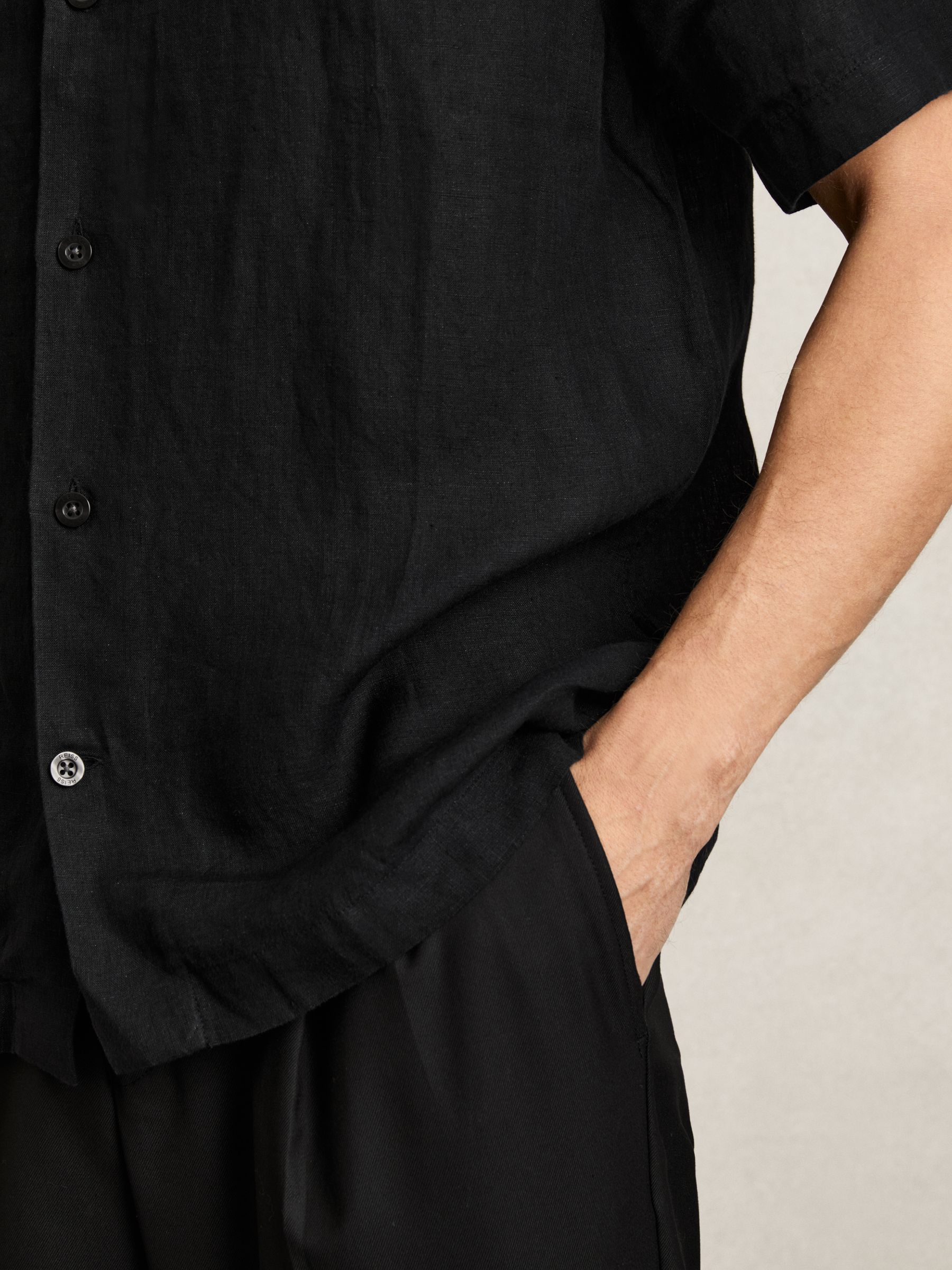 Linen Cuban-Collar Shirt in Black - Image 4 of 6