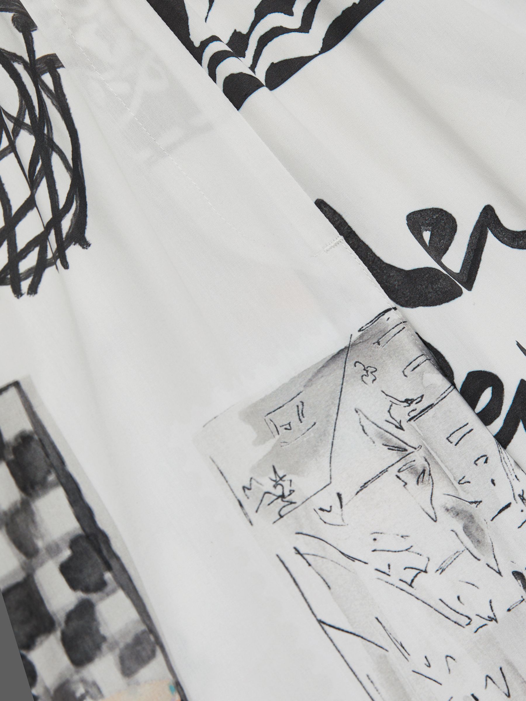 100% Organic Cotton Printed Shorts in Ivory Print - Image 5 of 5