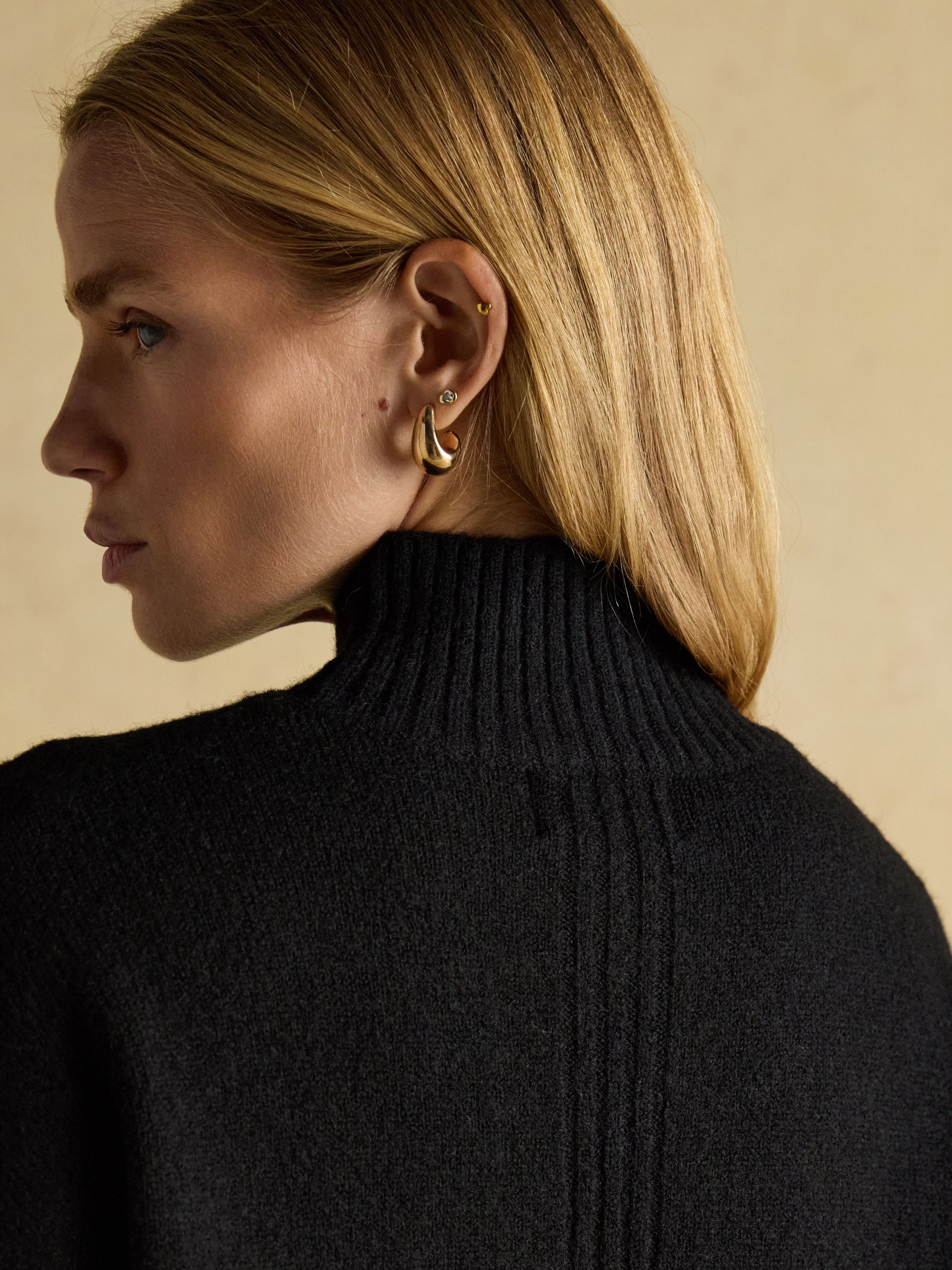 Hailey Black High Neck Knitted Dress - Image 7 of 8