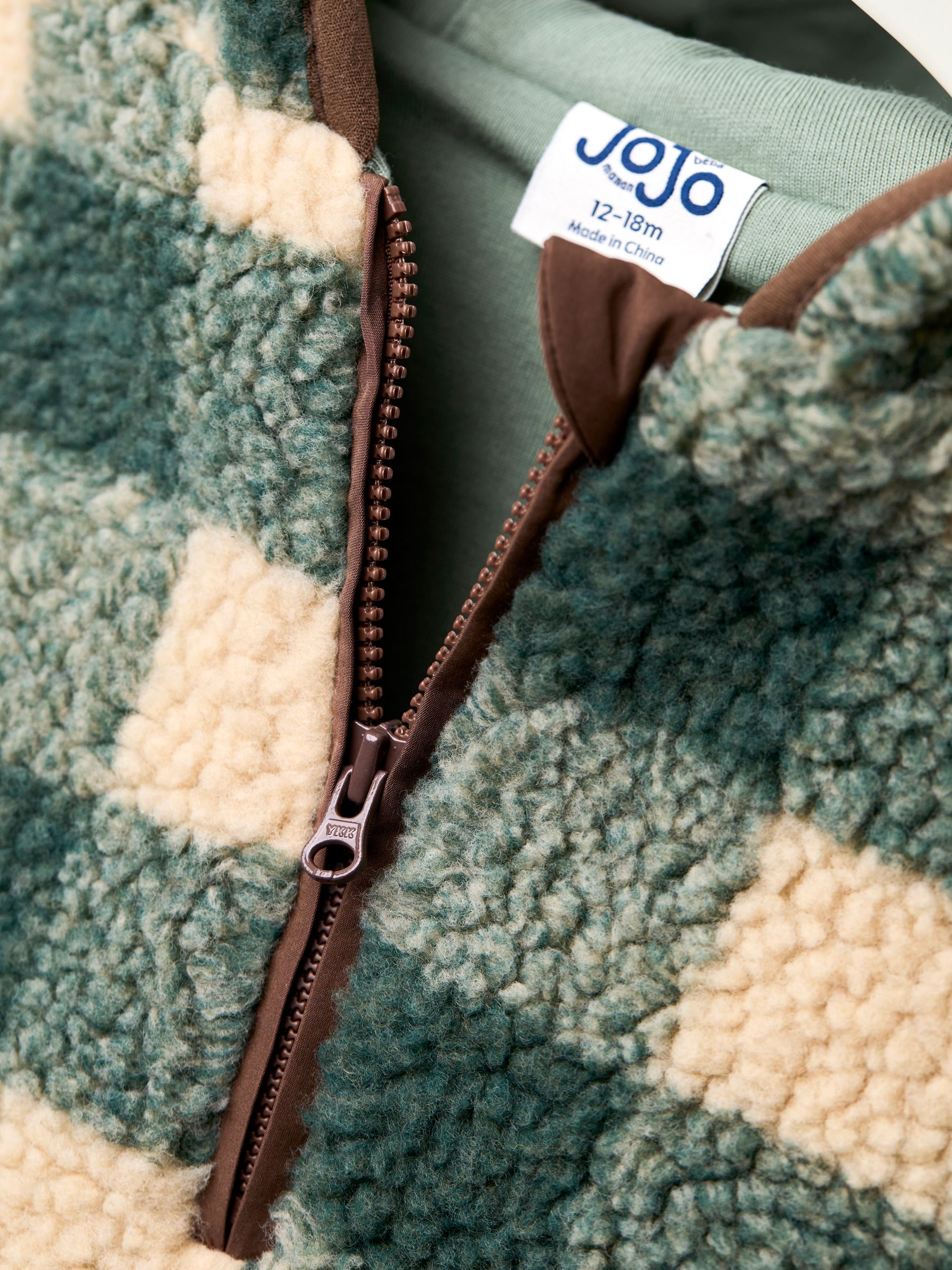 Green Highland Cow Appliqué Half Zip Borg Jacket - Image 4 of 6