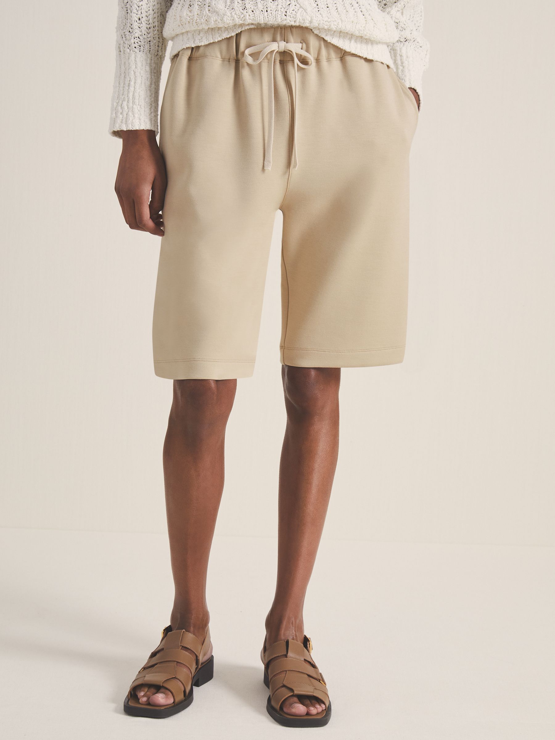 Reiss | Les 100 Ciels Jersey Shorts in Sage - Image 3 of 6