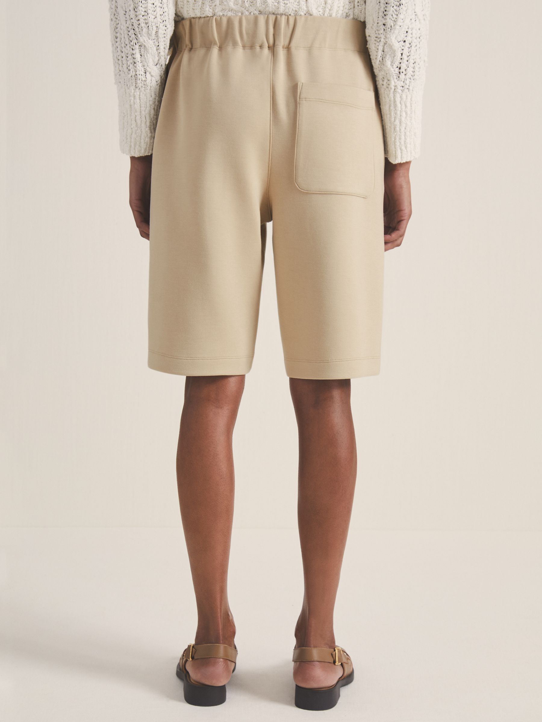 Reiss | Les 100 Ciels Jersey Shorts in Sage - Image 5 of 6