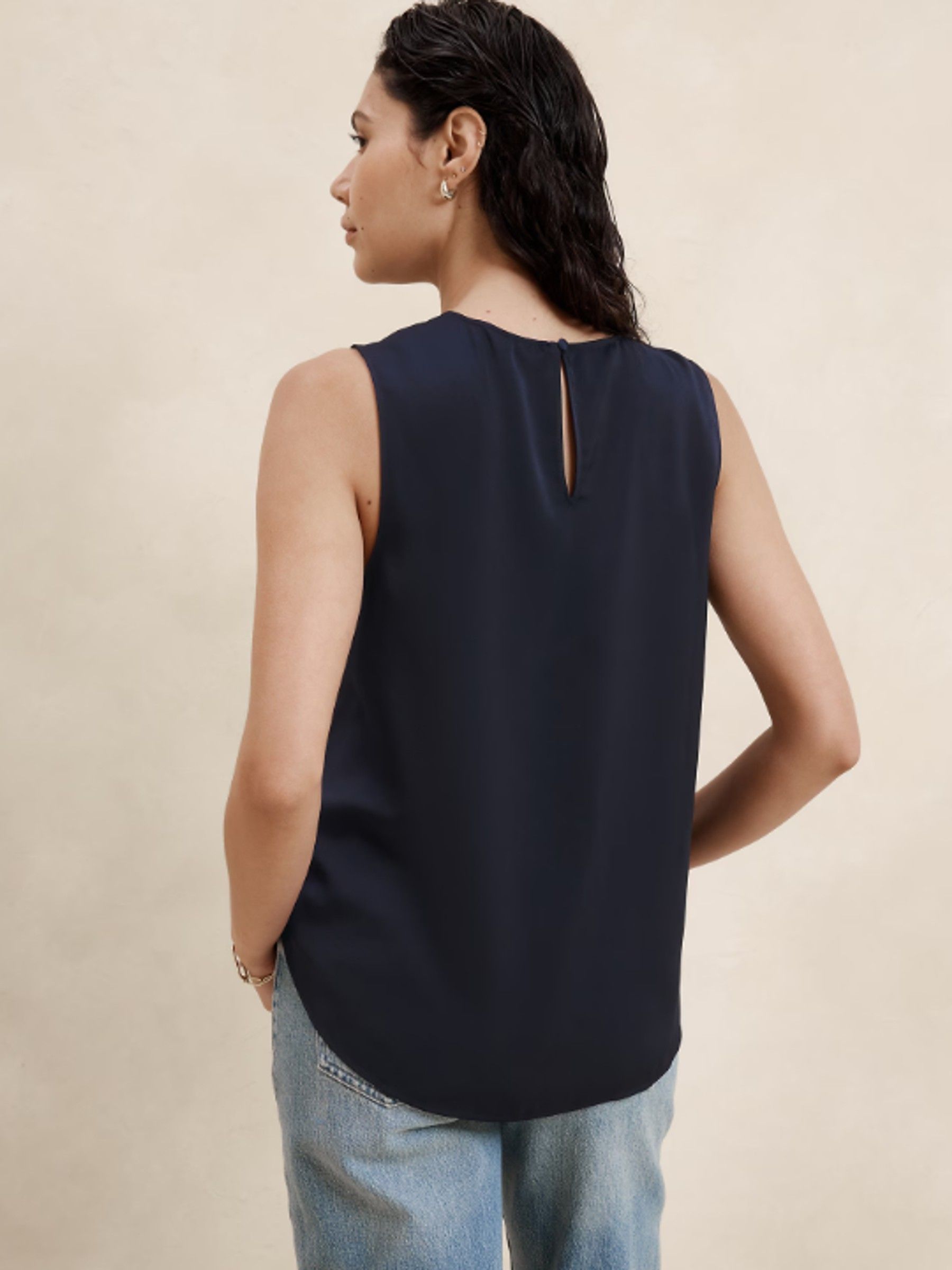 Banana Republic Blue Shell Tank Top - Image 2 of 5 Banana Republic Blue Shell Tank Top - Image 2 of 5