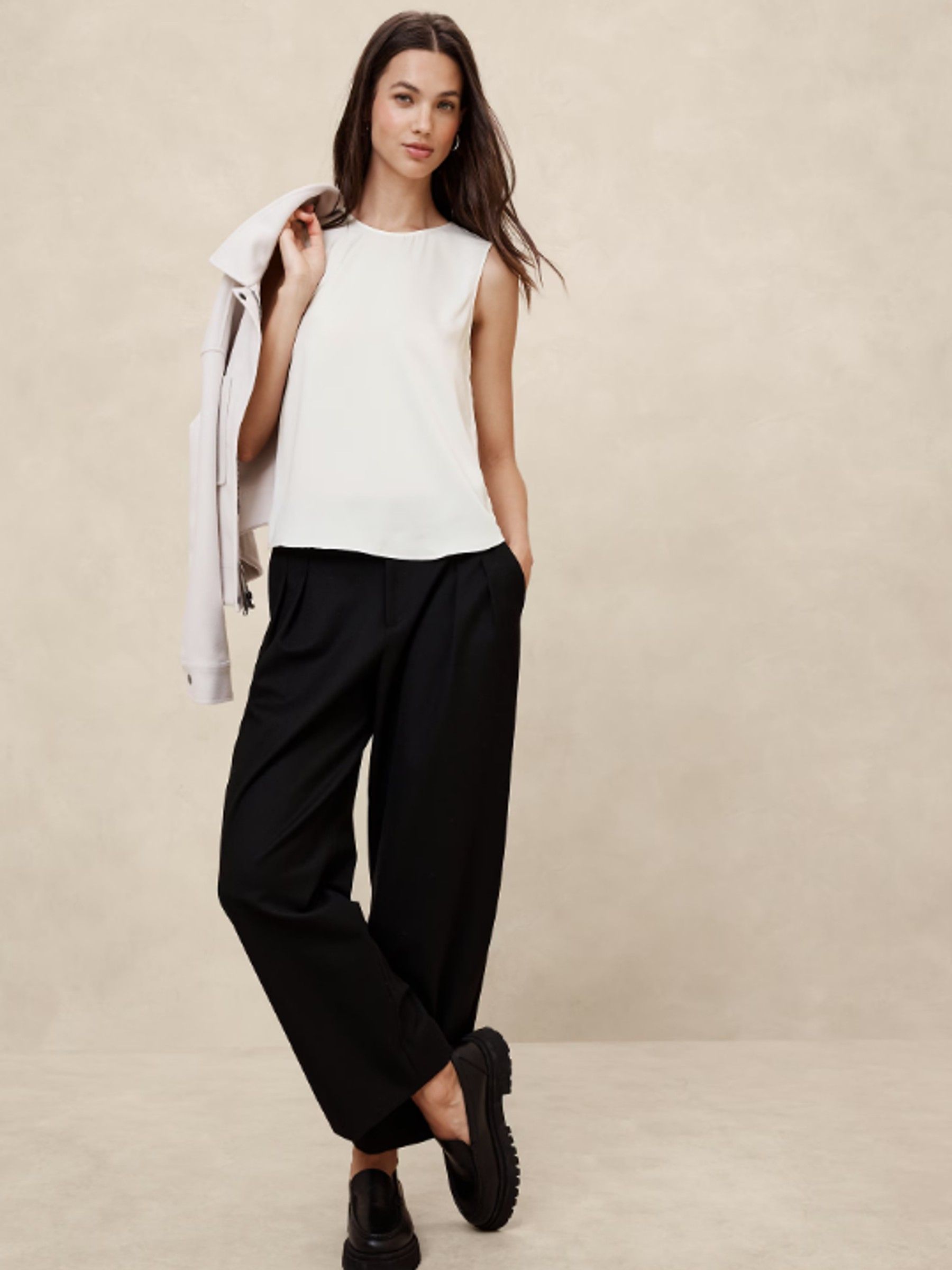 Banana Republic White Shell Tank Top - Image 1 of 1