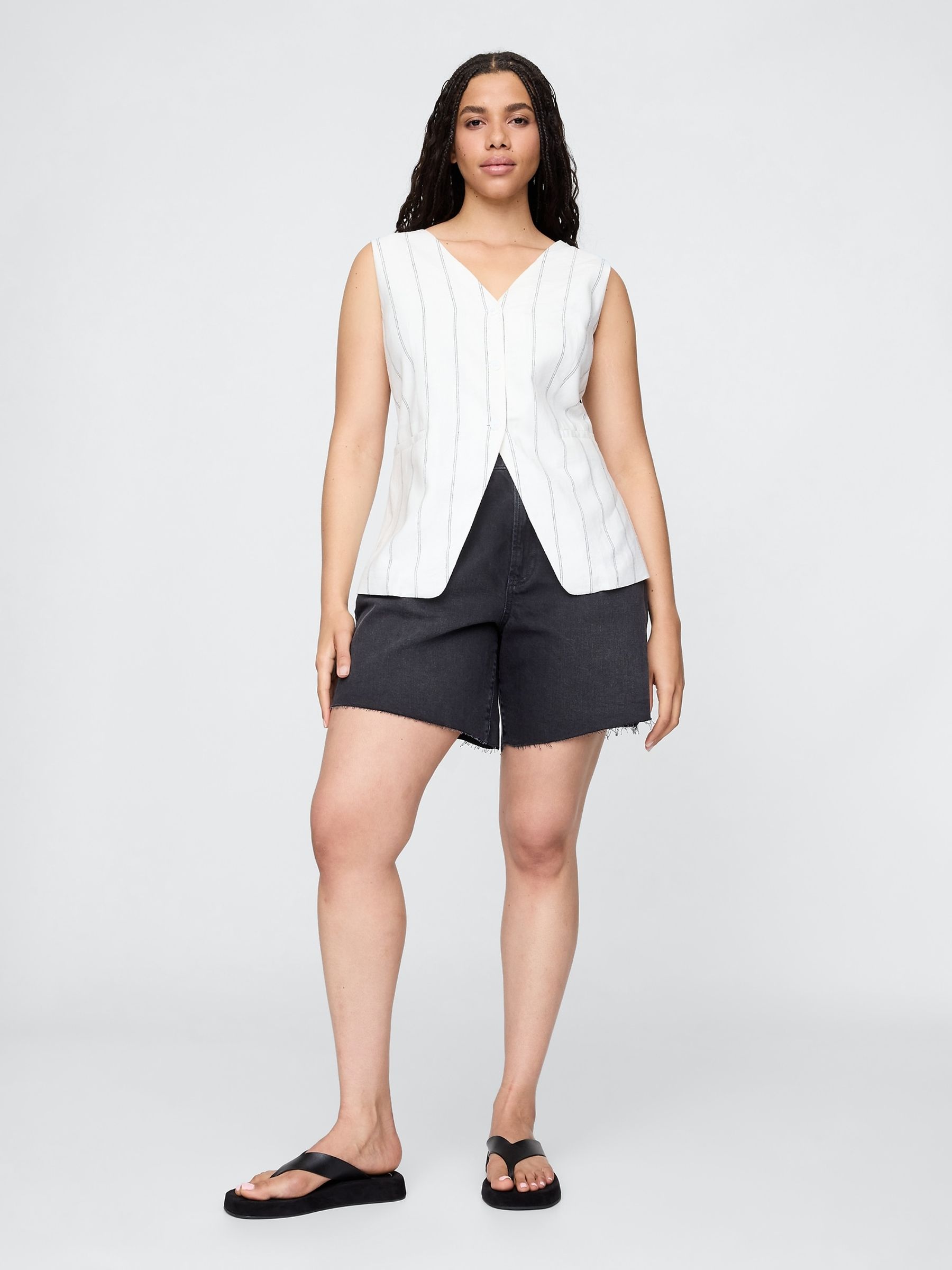Black Mid Rise 90s Loose Denim Bermuda Shorts - Image 5 of 5