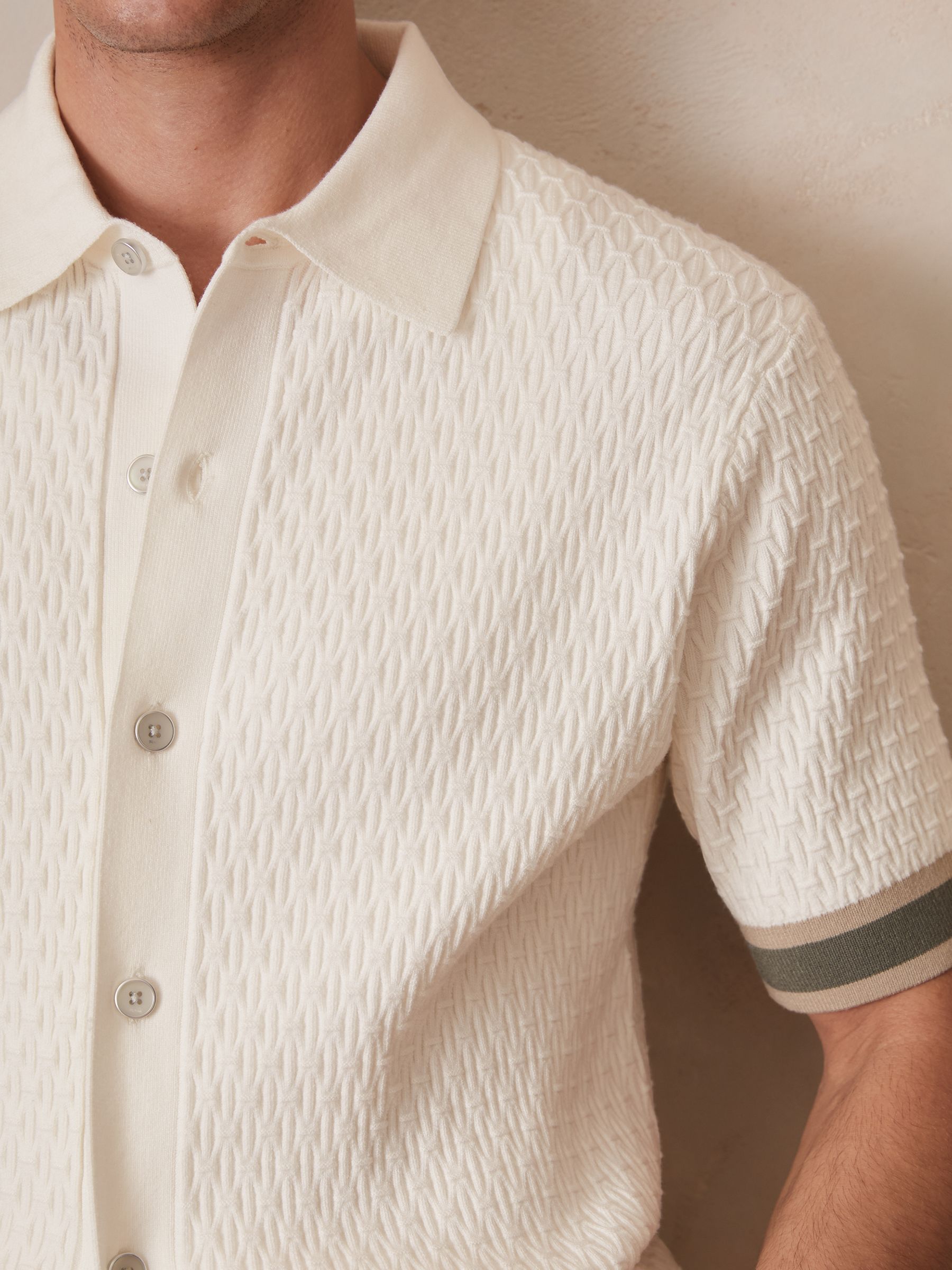 Reiss | Ché Textured Cuff-Trim Shirt in White - Image 3 of 6
