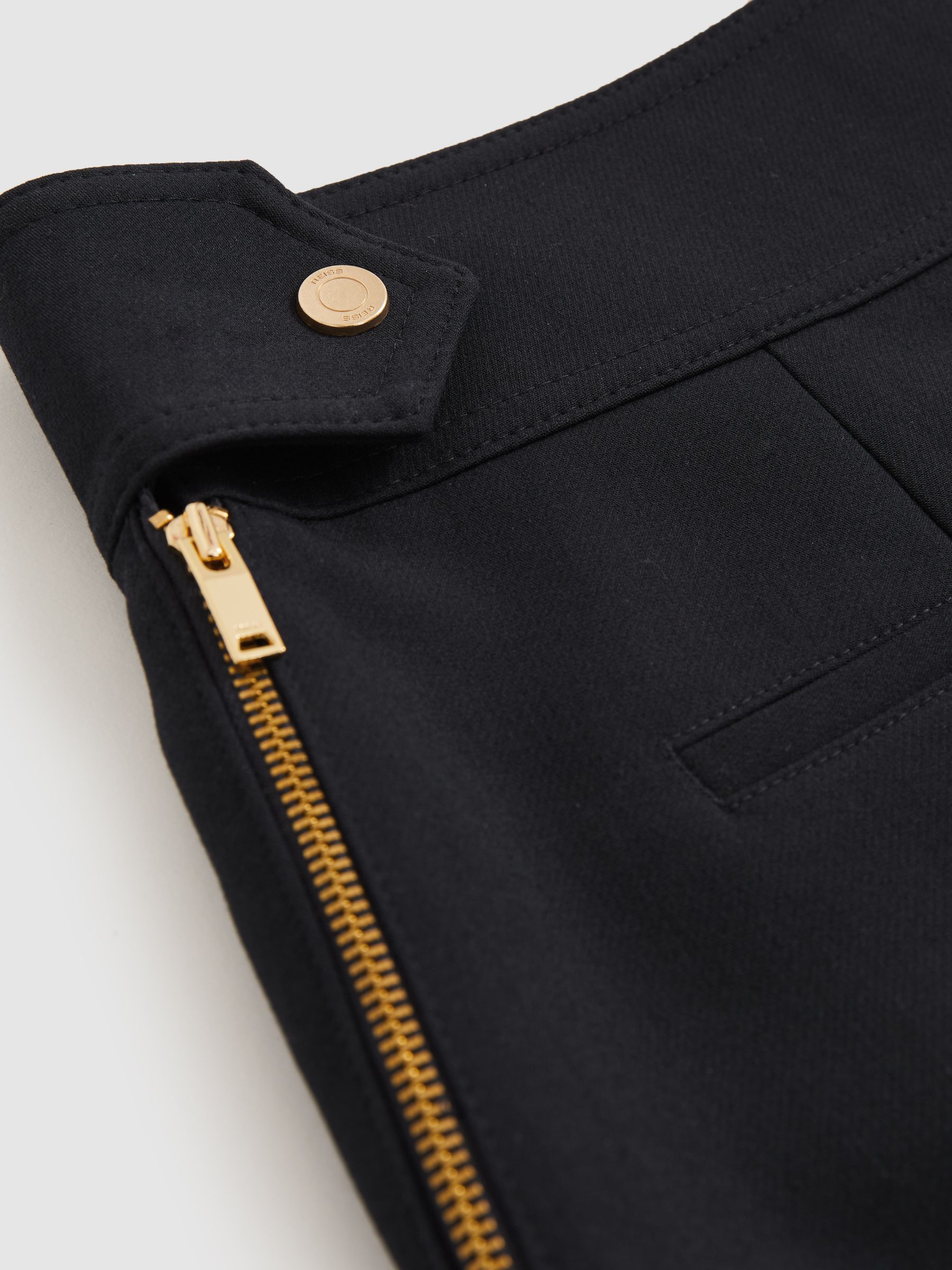 Stud-Detail Tailored Shorts in Navy - Image 7 of 7