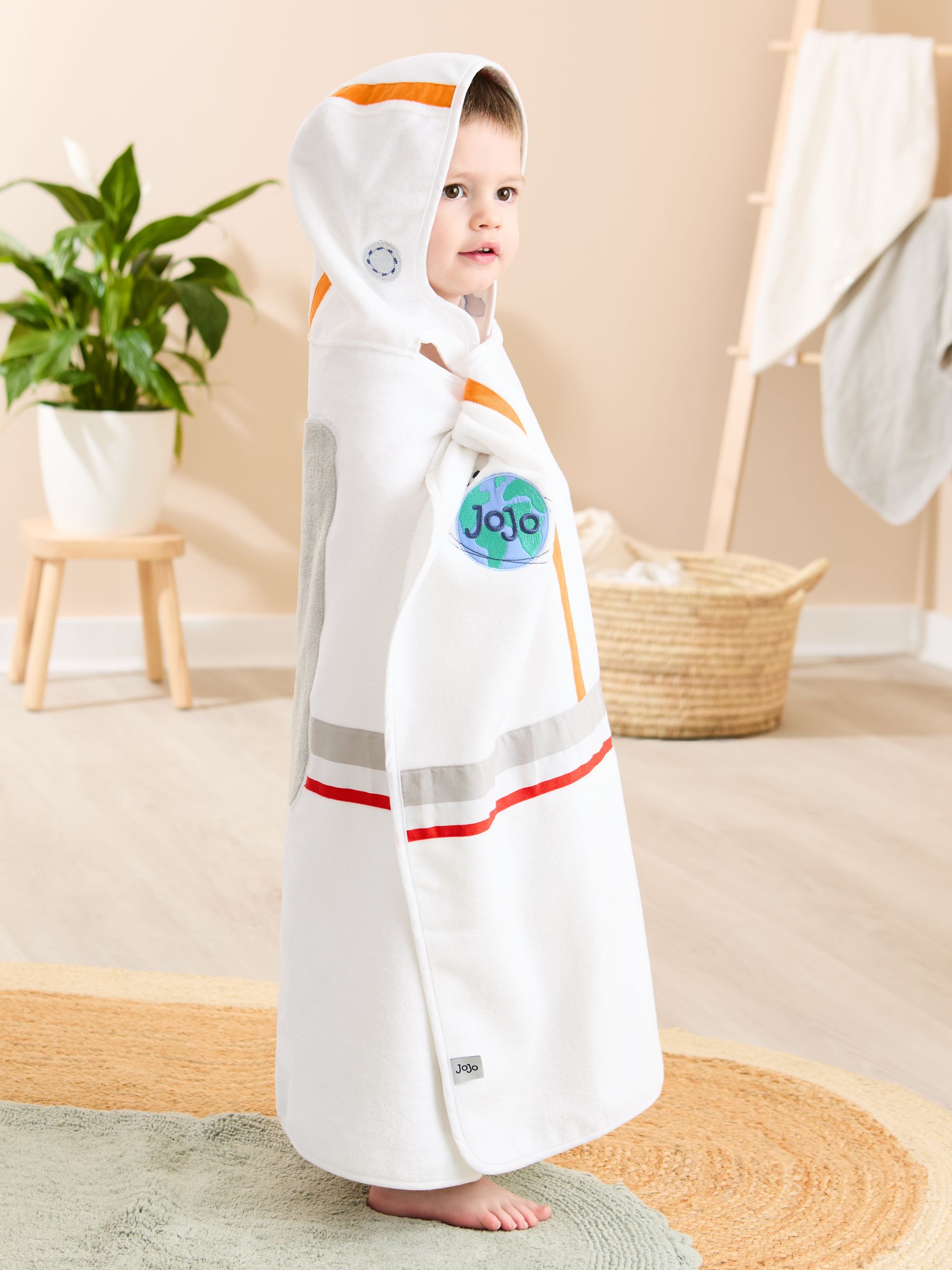 White Space Astronaut Large Hooded Towel | JoJo Maman Bébé USA