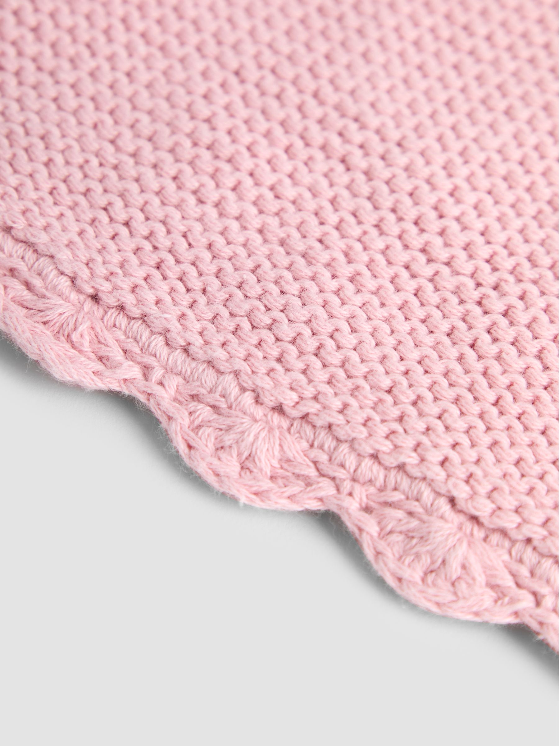 Dusky Pink Scalloped Edge Blanket - Image 4 of 4