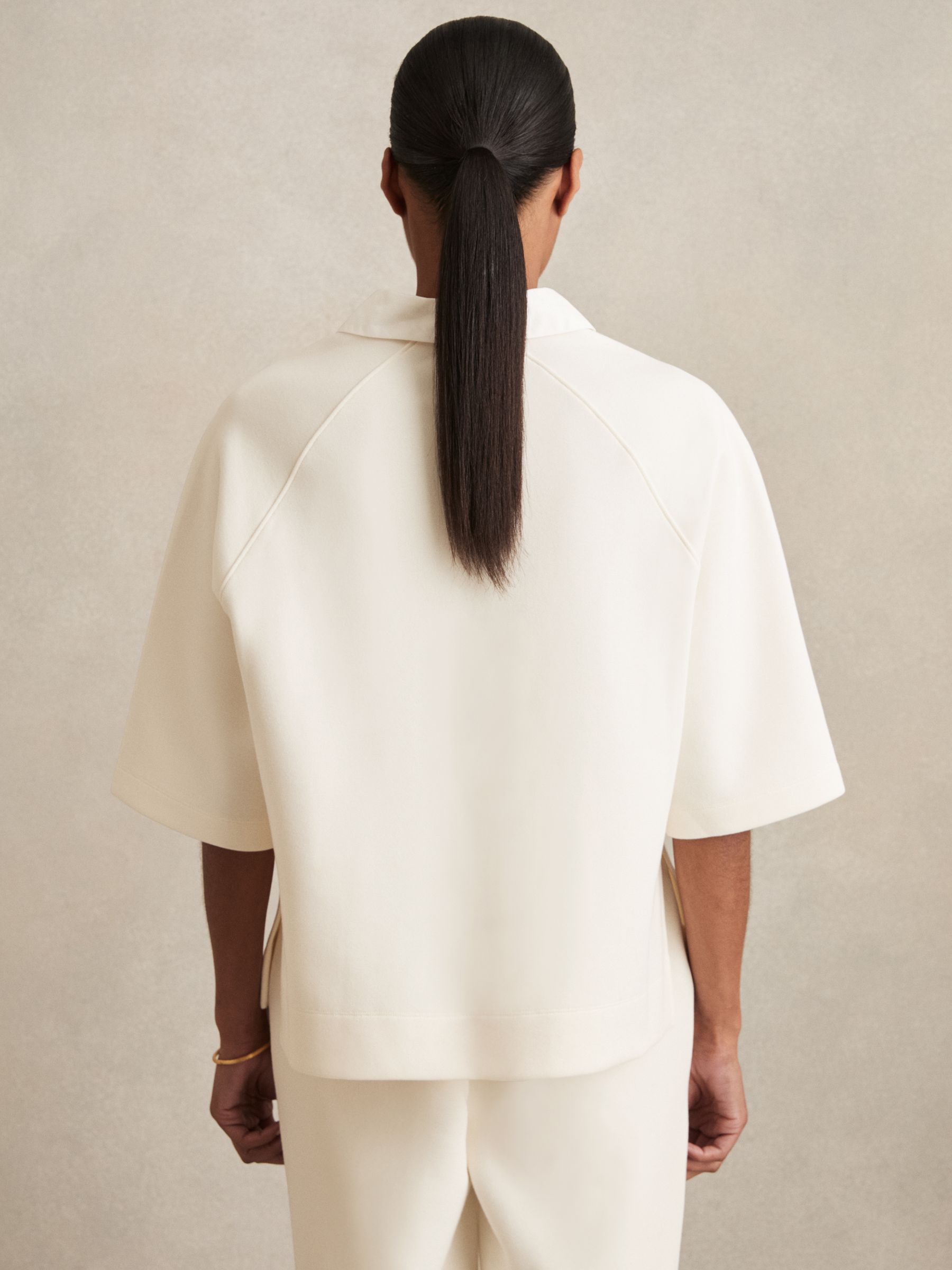 Sweatshirt aus Baumwollmischung mit Interlock-Kragen in Elfenbein - Bild 5 von 6