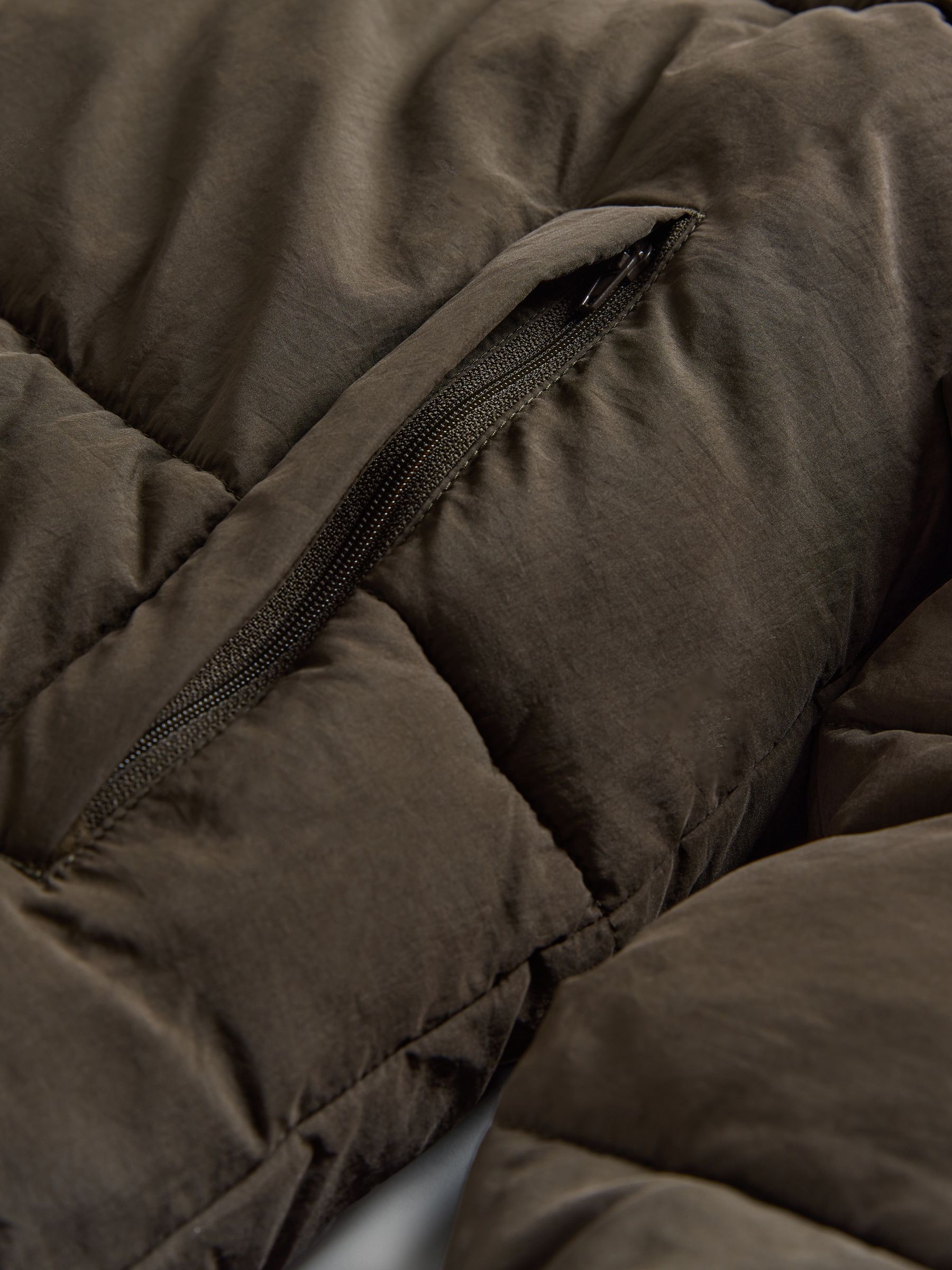 Dark Khaki Short Hooded Puffer Coat - Image 6 of 6 Dark Khaki Short Hooded Puffer Coat - Image 6 of 6