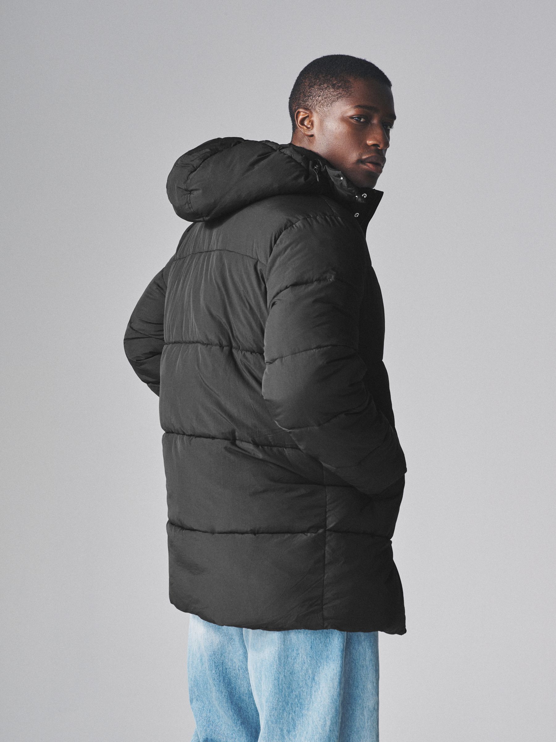 Mid Length Hooded Puffer Coat - Image 6 of 9