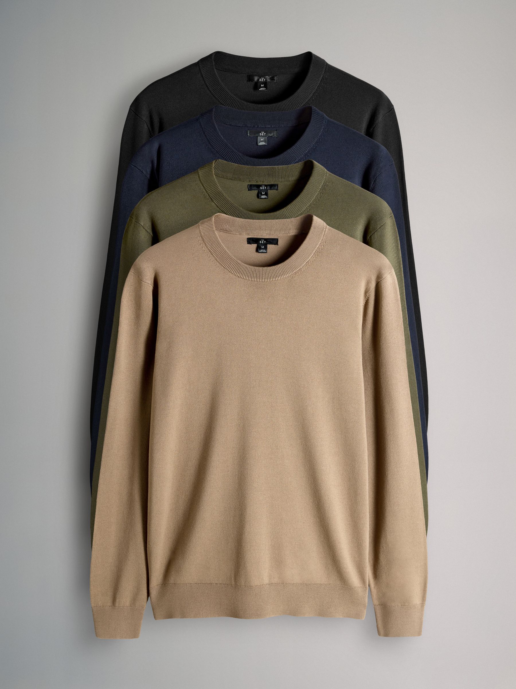 4 Pack Long Sleeve Knitted Crew Jumpers - Image 2 of 14