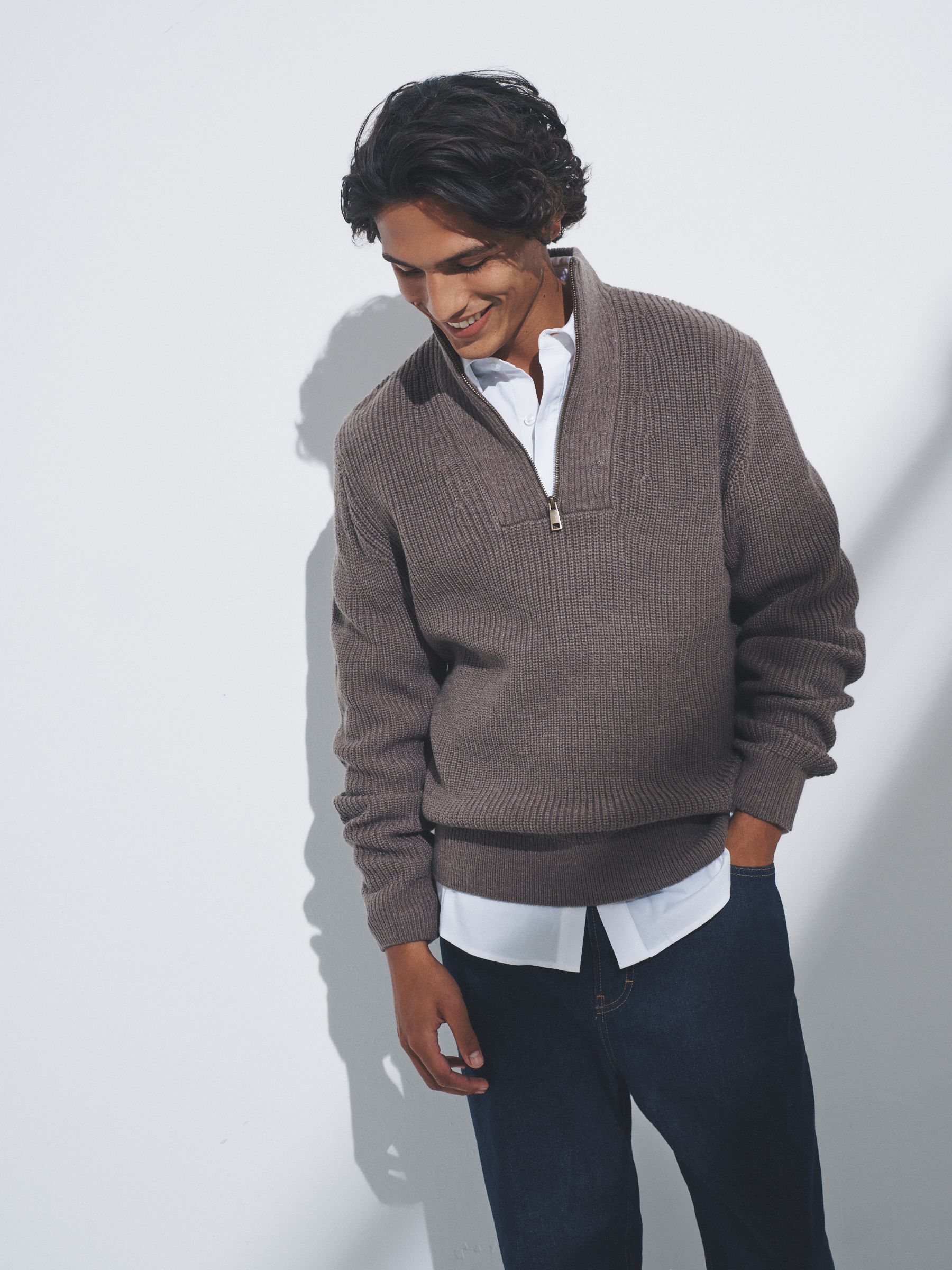Brown/Navy Blue - 2 Pack Quarter Zip Neck Jumpers - Image 4 of 6