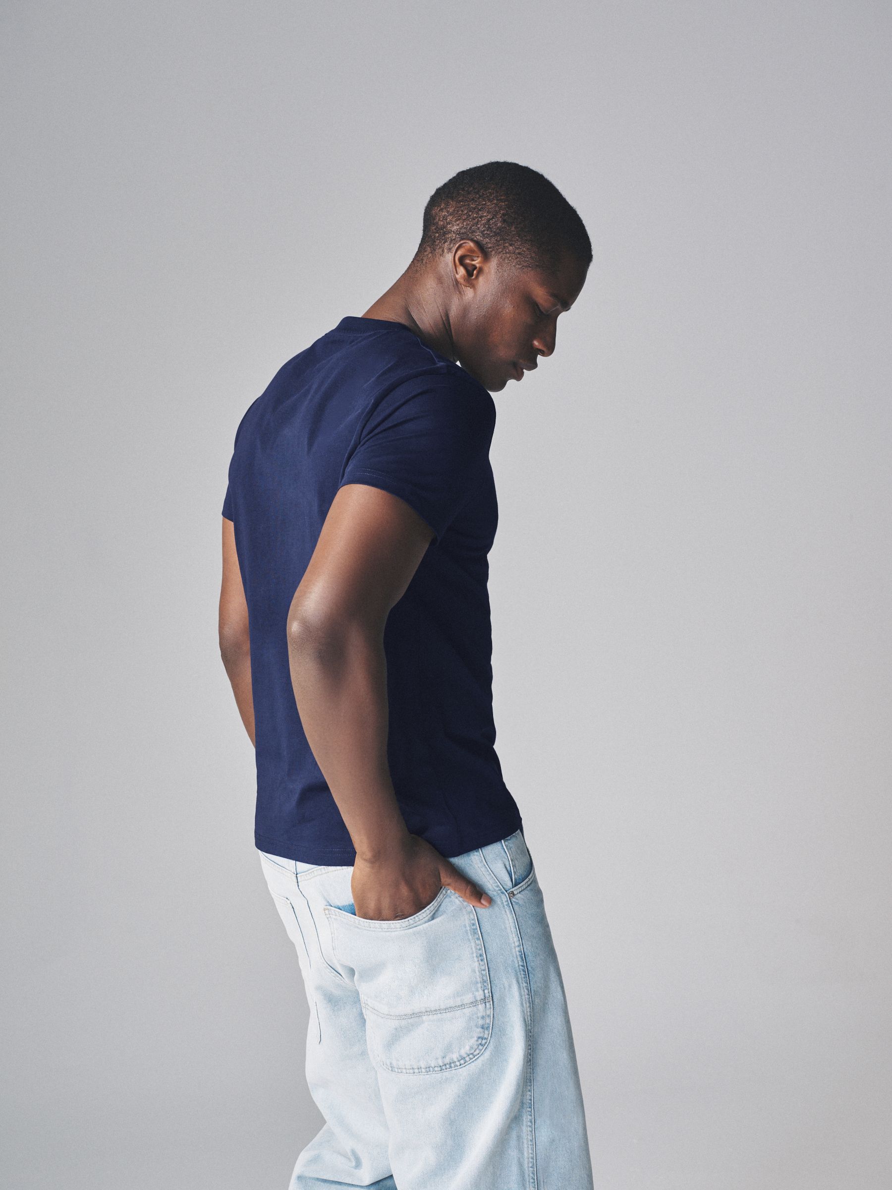 Navy Blue/Brown/White - Regular Fit - 4 Pack Short Sleeve Cotton T-Shirts - Image 5 of 10