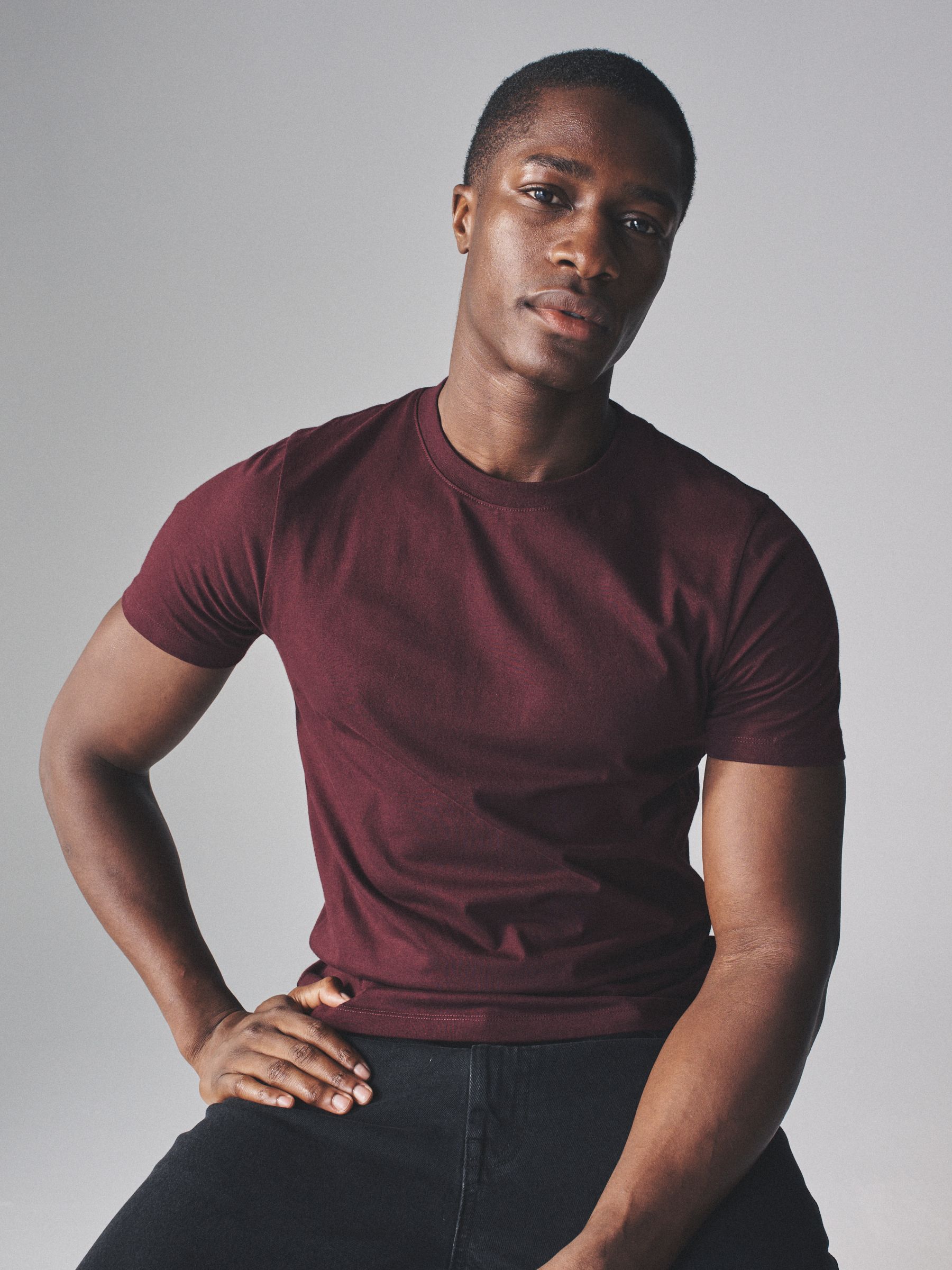 7 Pack Slim Fit Short Sleeve Cotton T-Shirts - Image 4 of 13